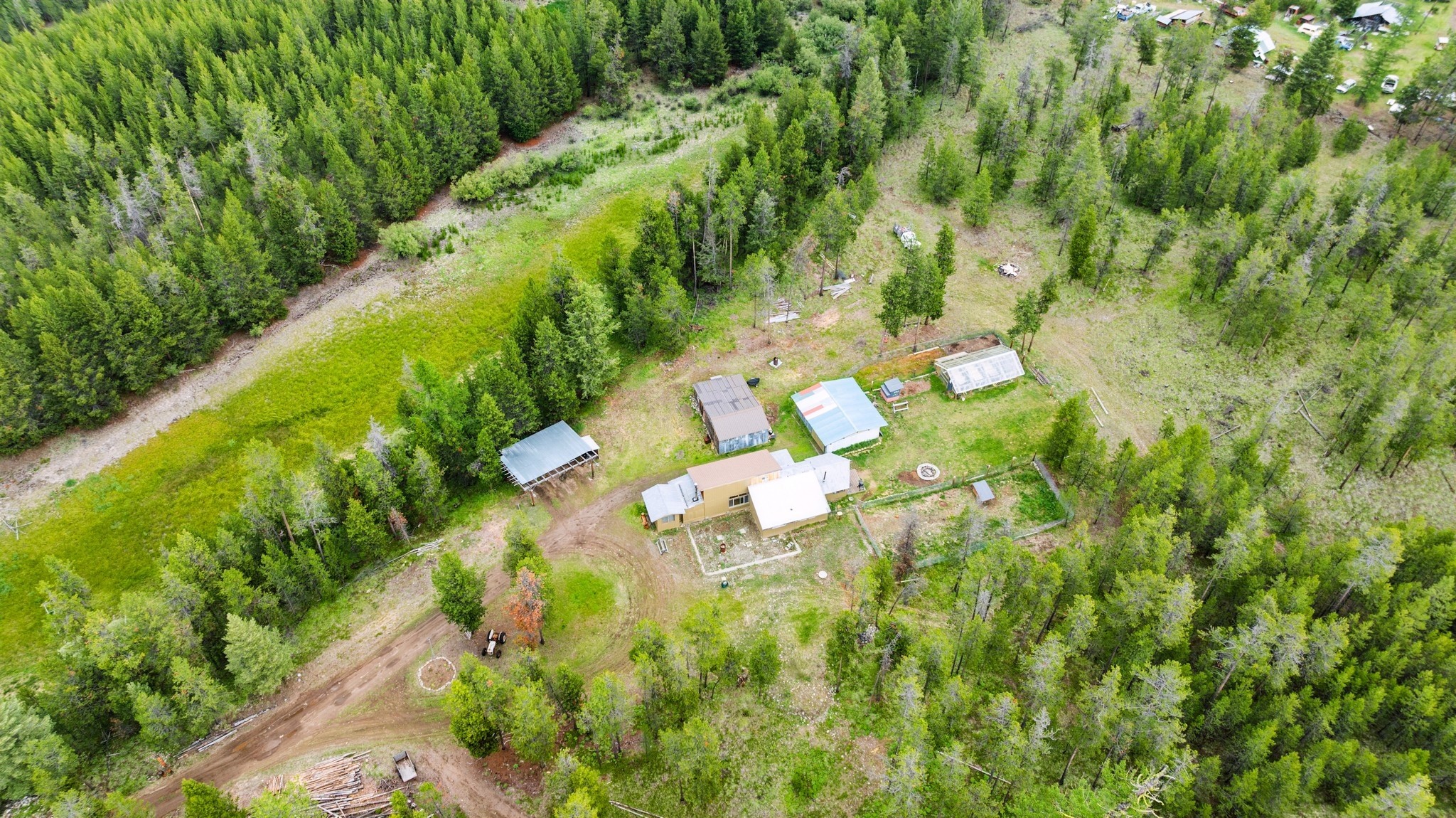 957 Badger Hollow Trail Property Photo 37