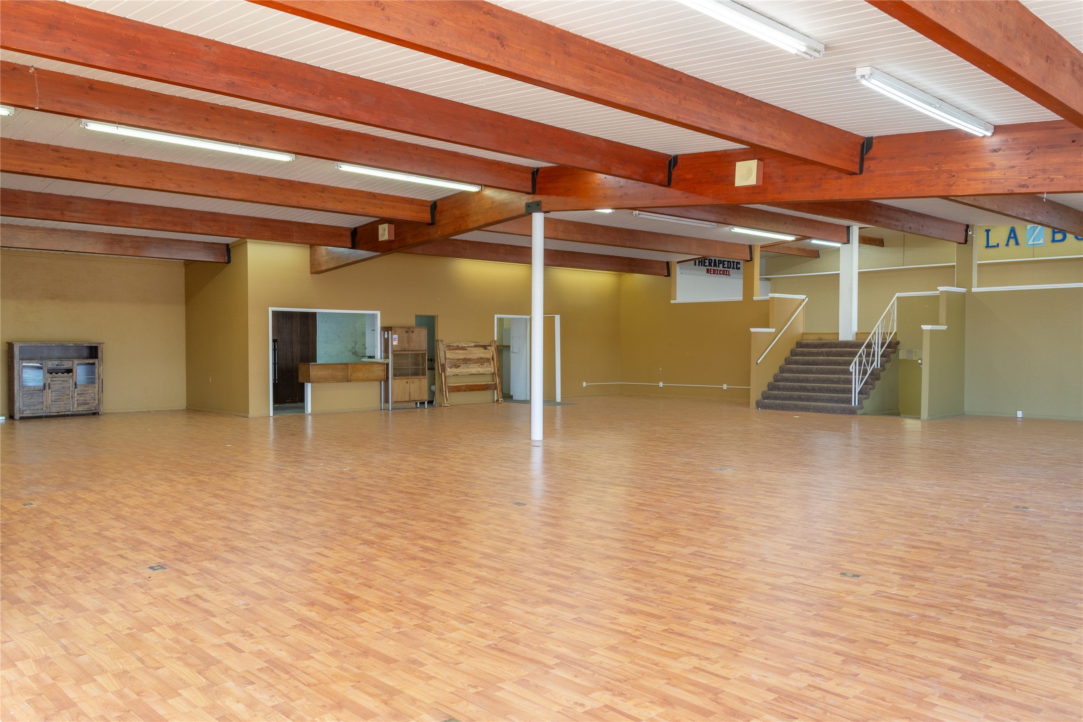 301 Euclid Avenue Property Photo 14
