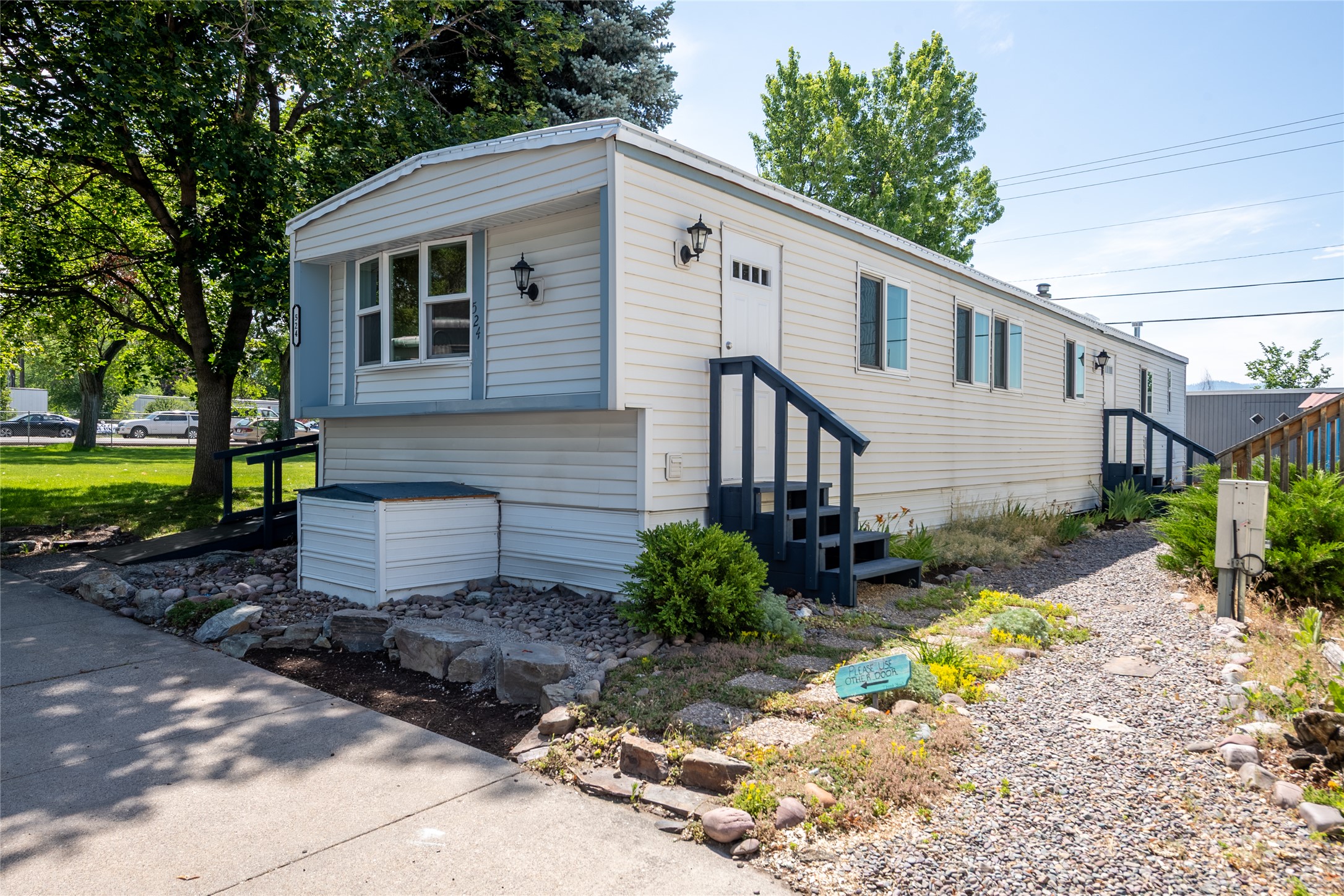 524 S Caravan Street Property Photo 1