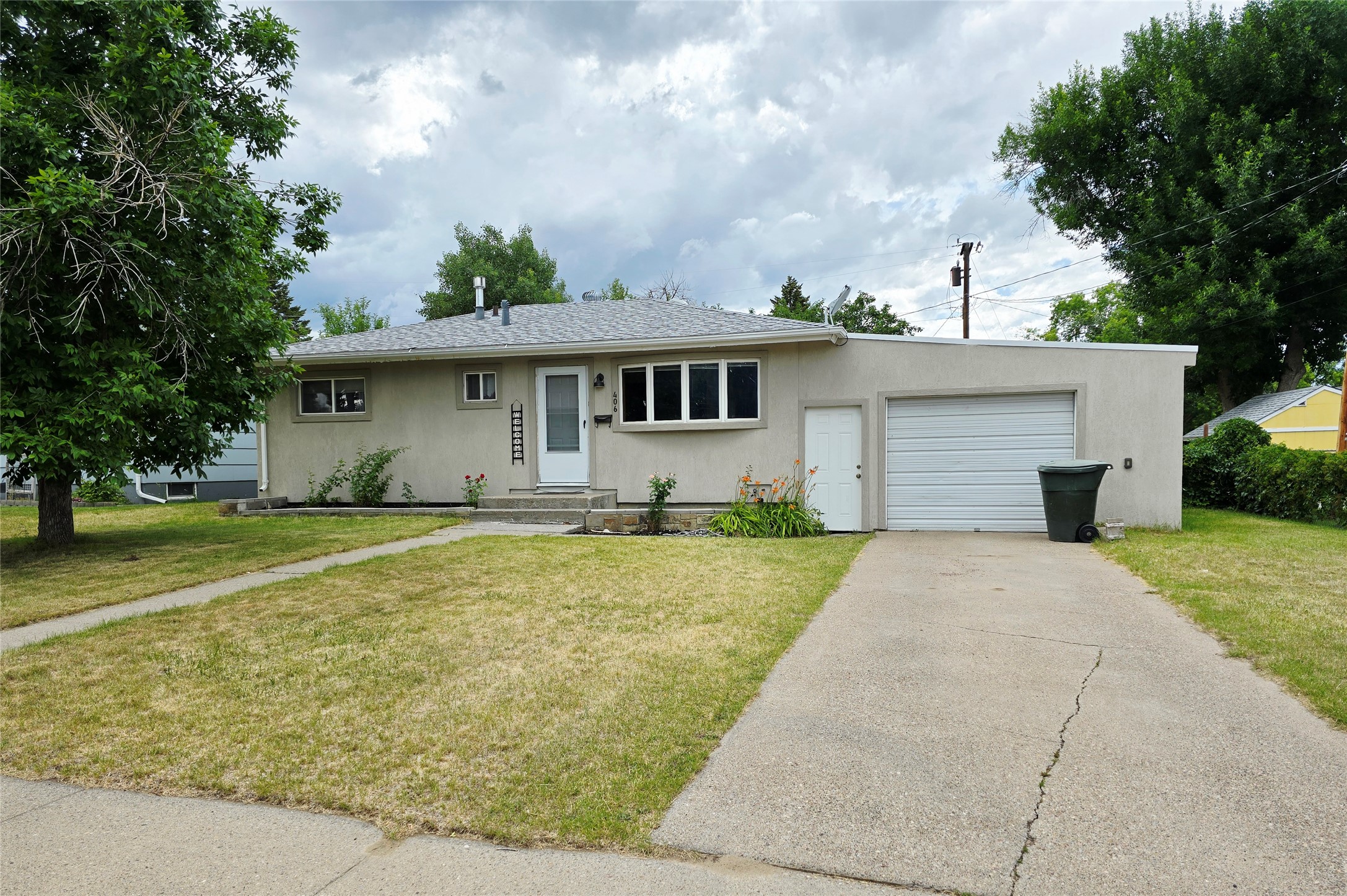 406 52nd Street S Property Photo 1
