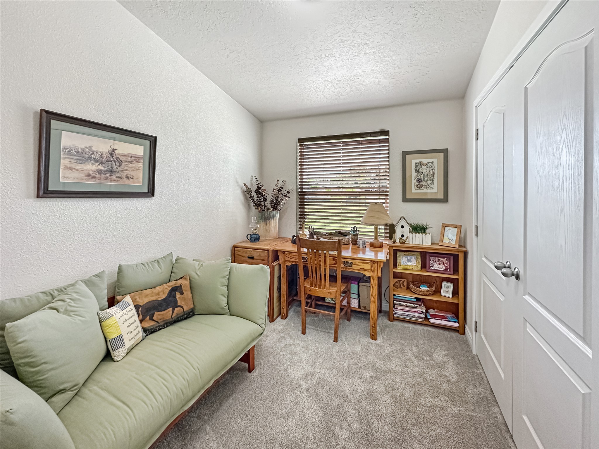 2 Hardy Circle Property Photo 29
