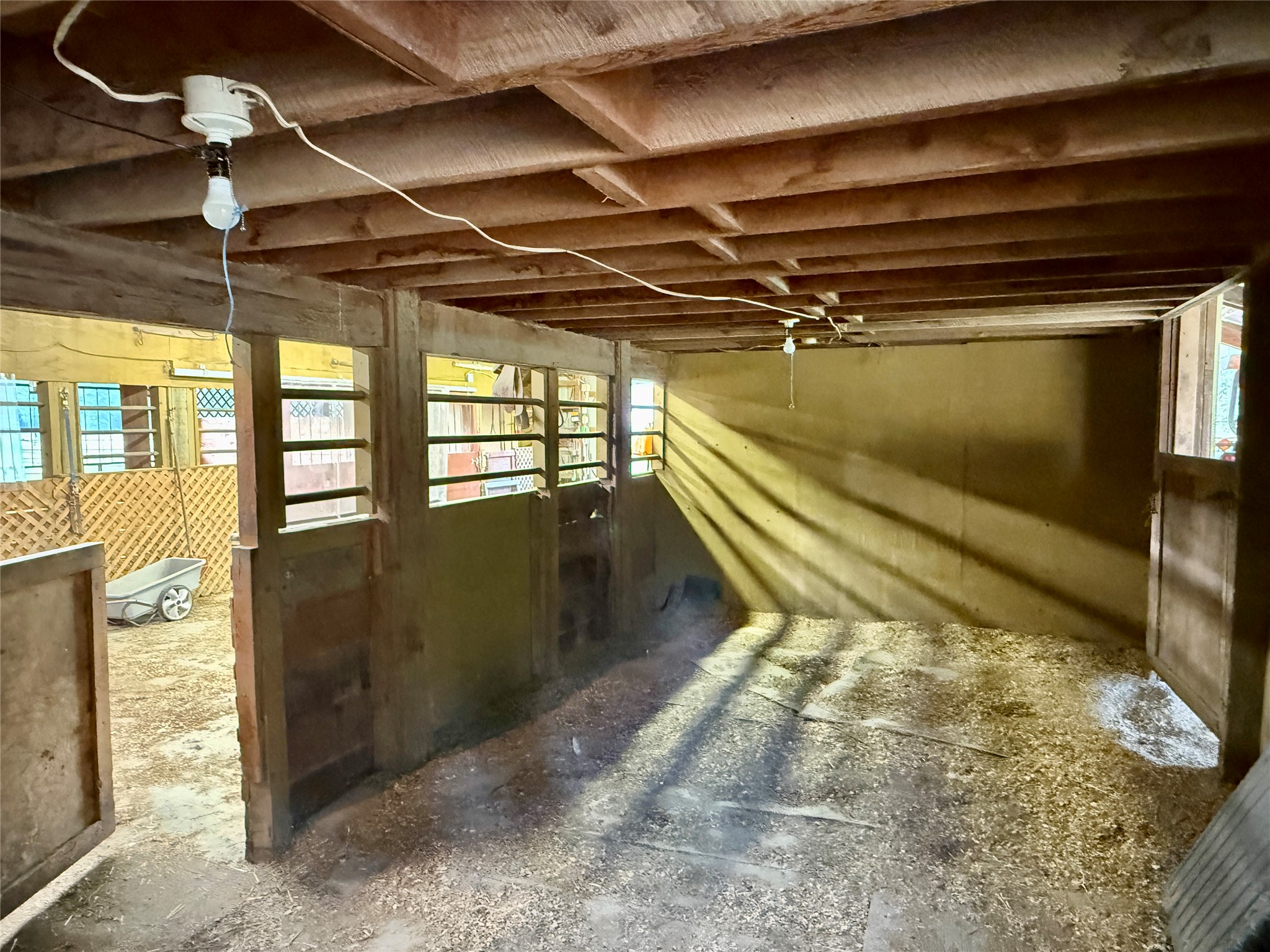 260 Luscher Drive Property Photo 29