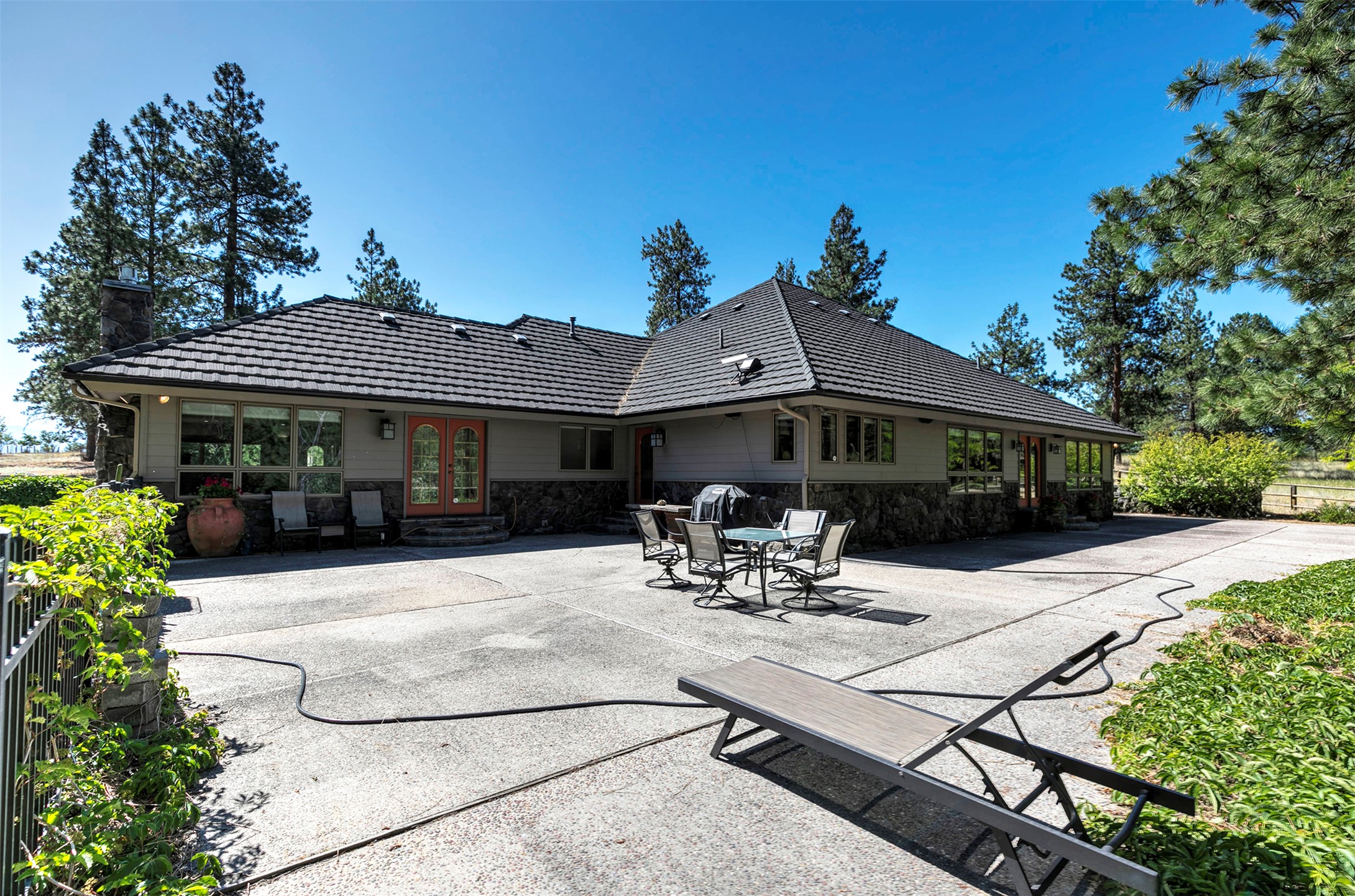 236 Oso Trail Property Photo 6