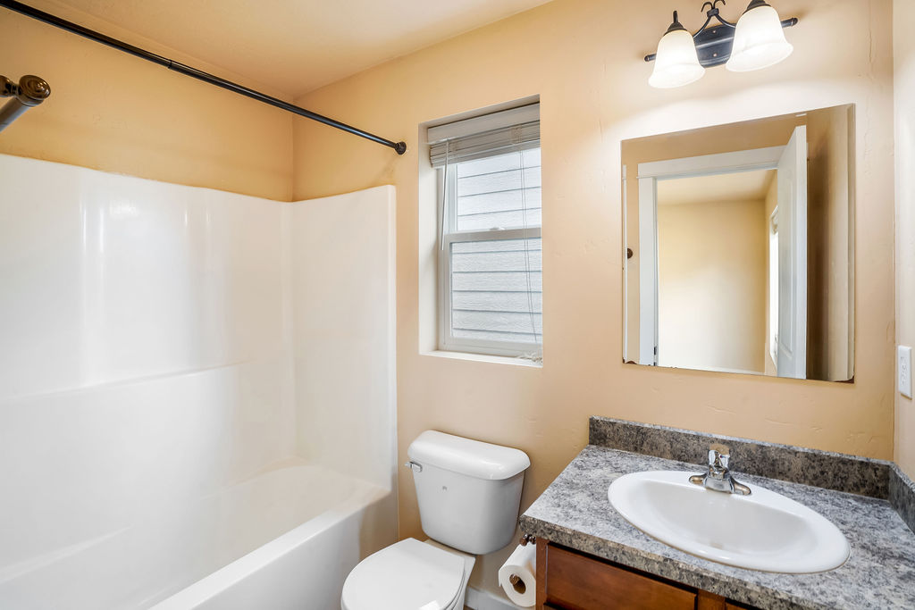 2337 S 3rd Street W 6 Property Photo 21