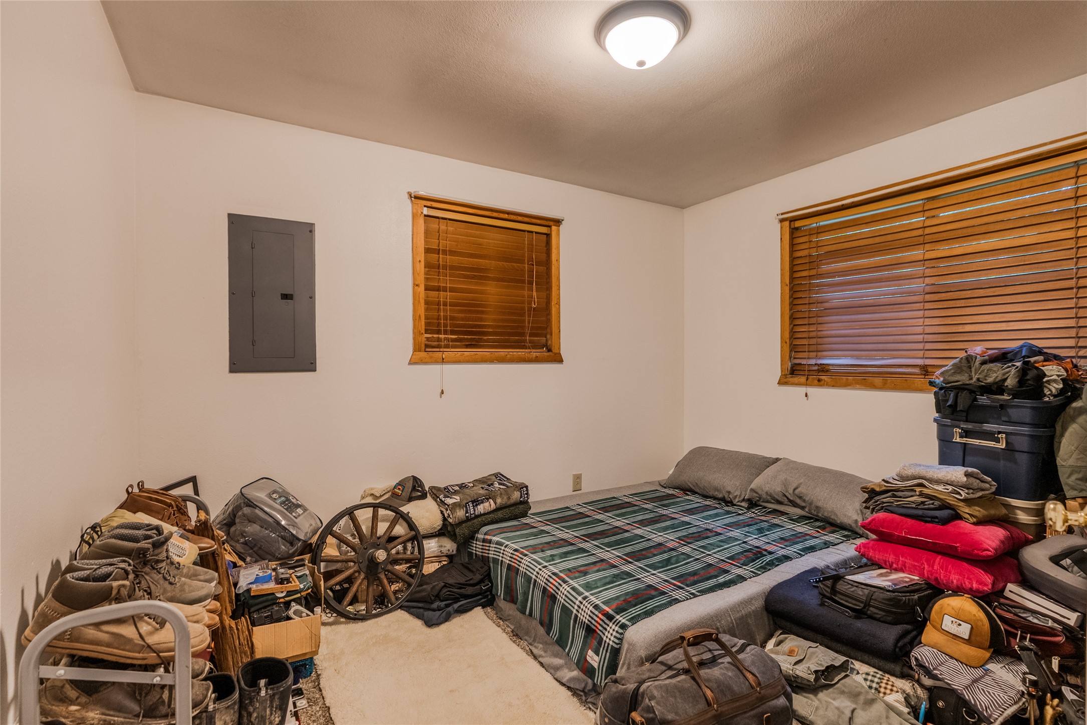 450 6th Street E Property Photo 23