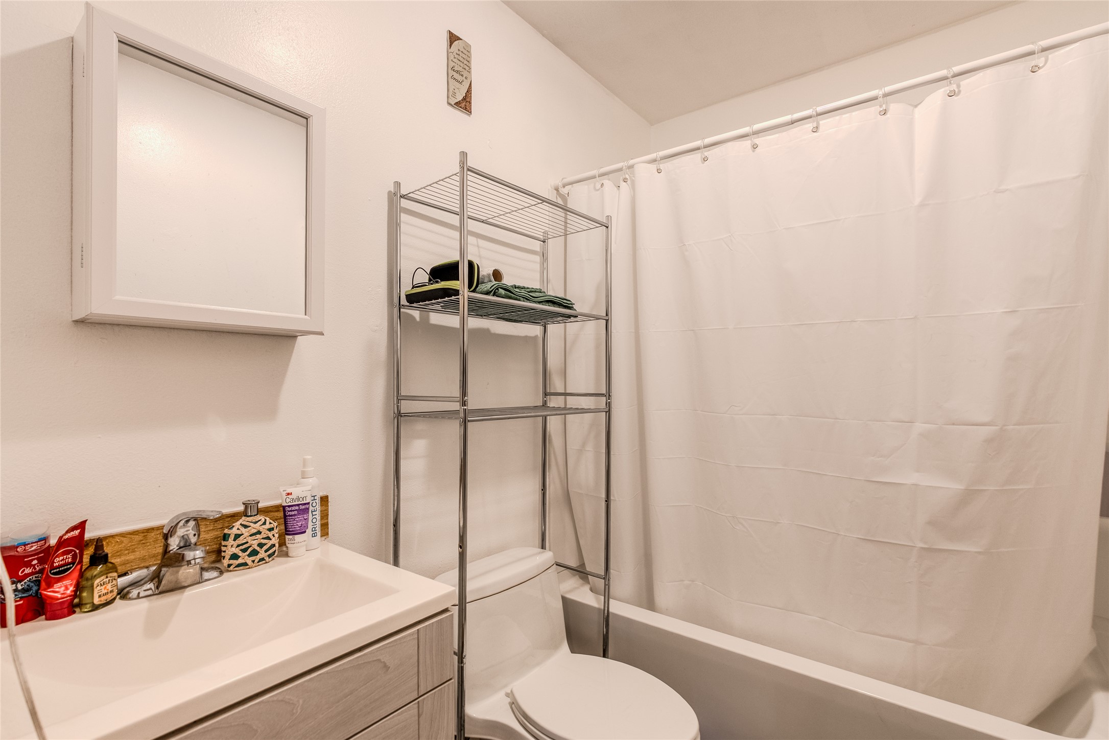450 6th Street E Property Photo 24