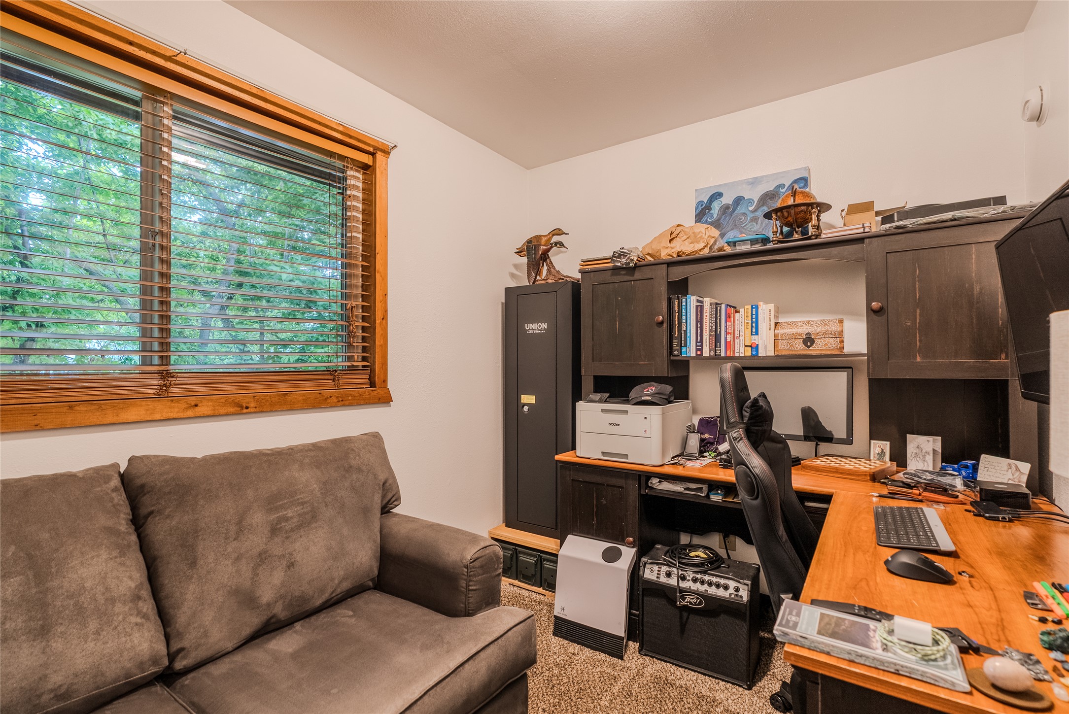 450 6th Street E Property Photo 25