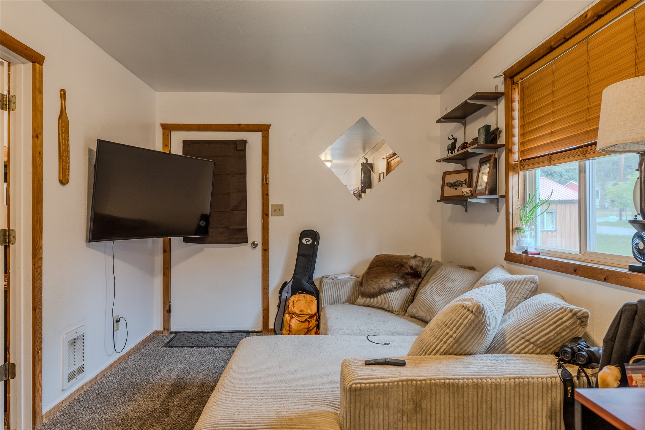 450 6th Street E Property Photo 27
