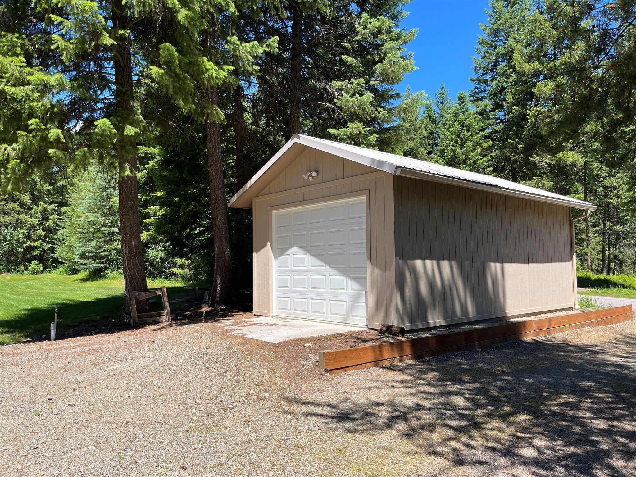 176 Cougar Meadow Drive Property Photo 5