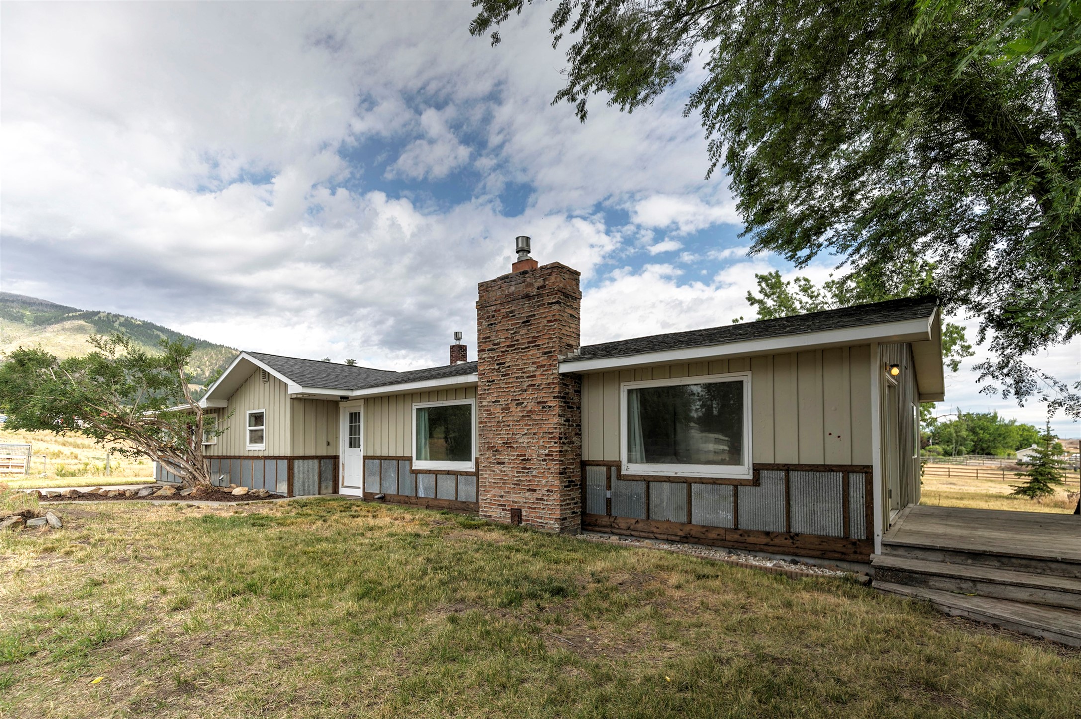 19655 Us-93 Property Photo 3