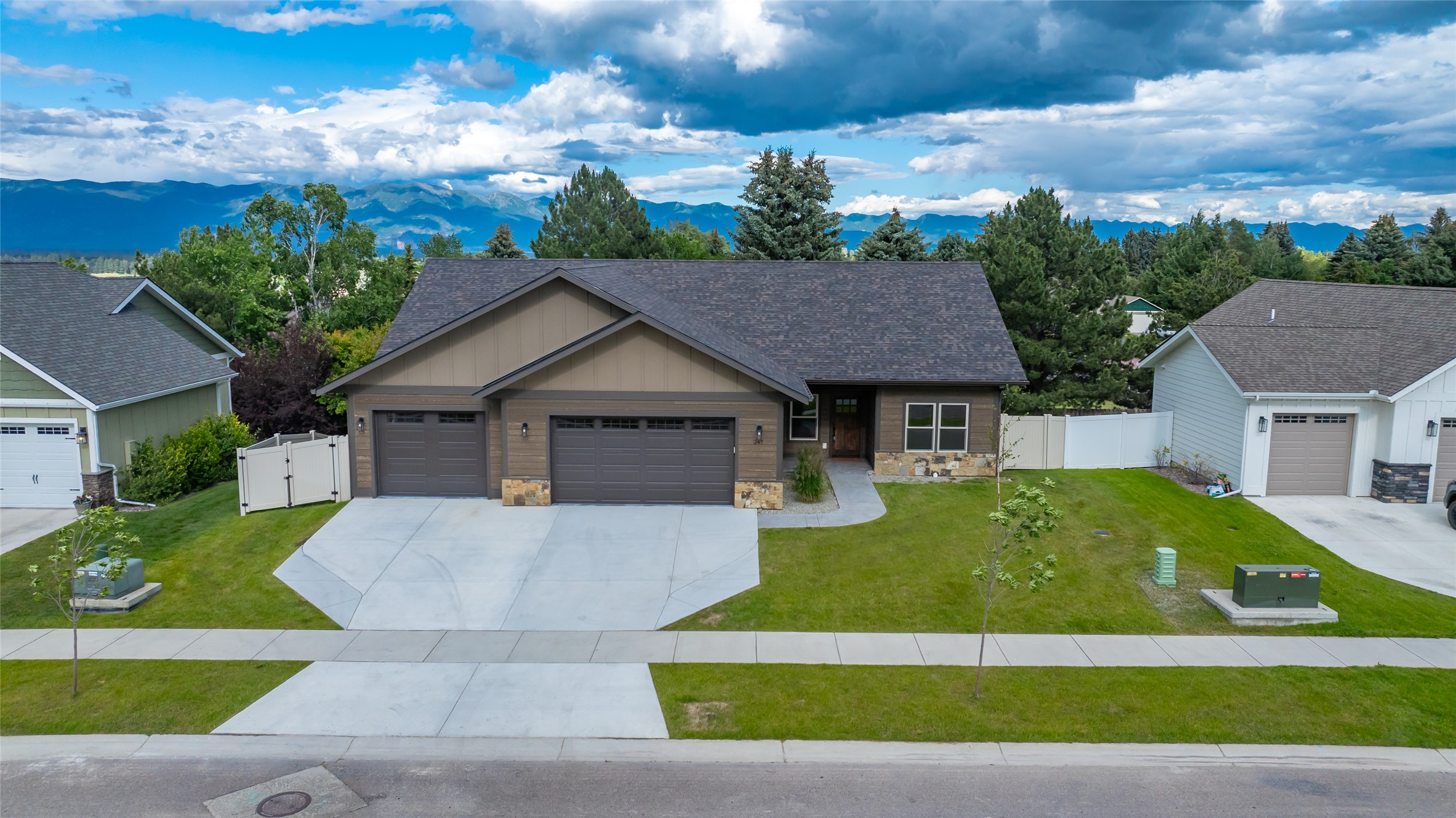 247 Northland Drive Property Photo 42