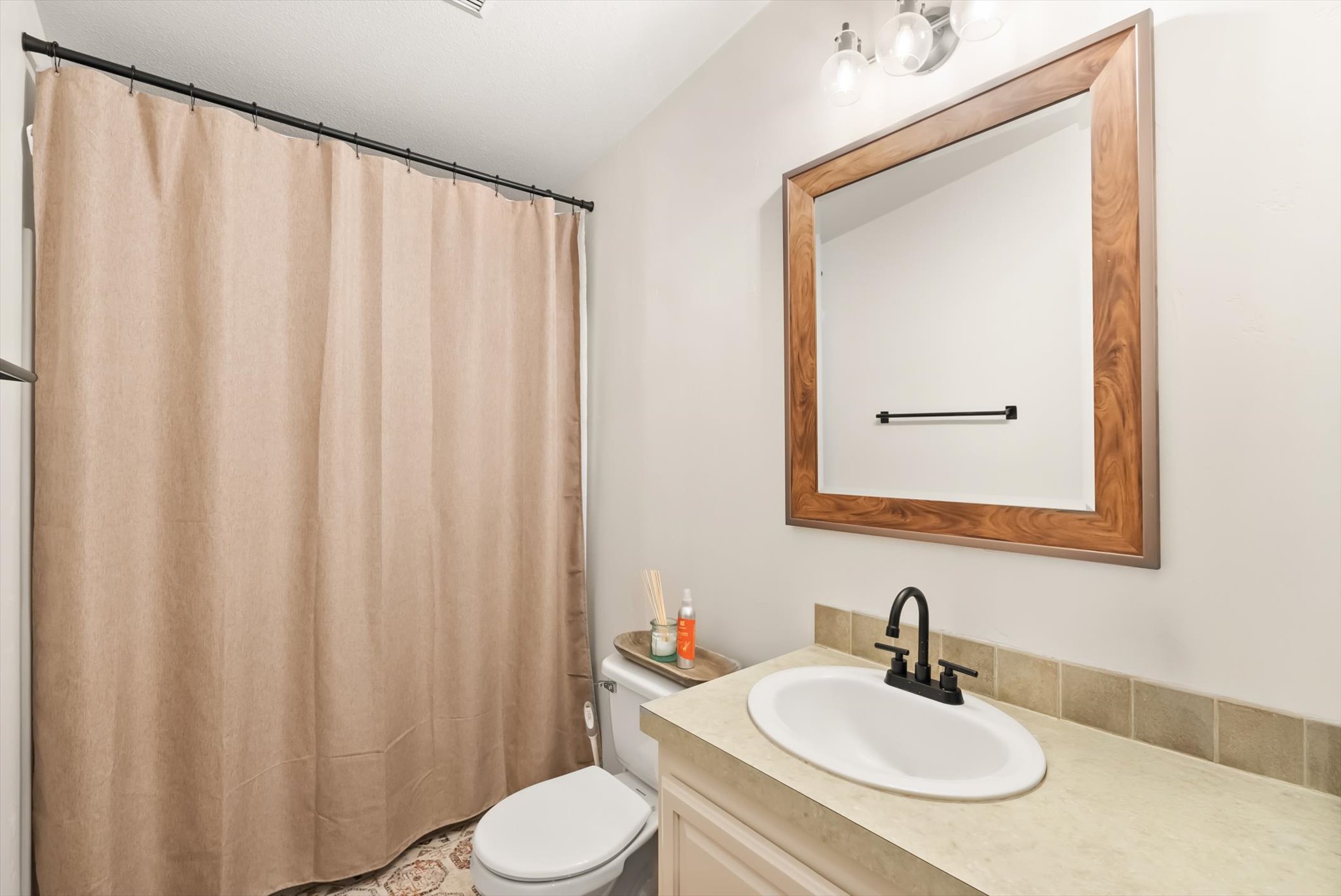 1186 Palisades Place Property Photo 17