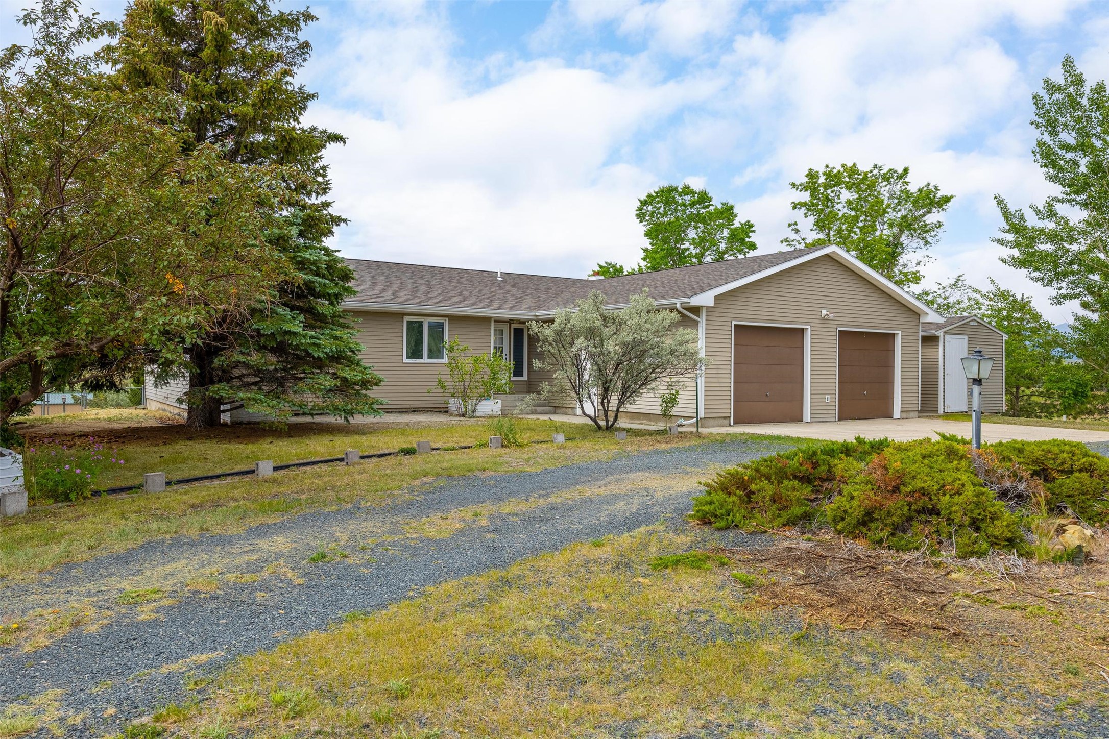 7 Sun Valley Park Property Photo 1