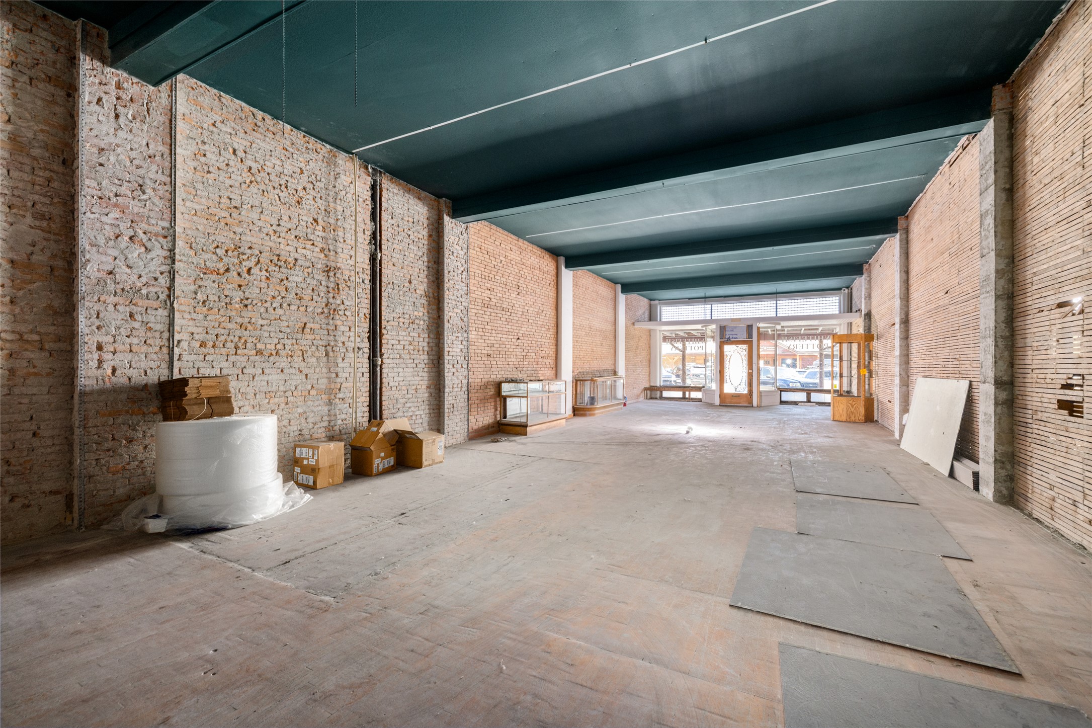 240 Central Avenue Property Photo 10