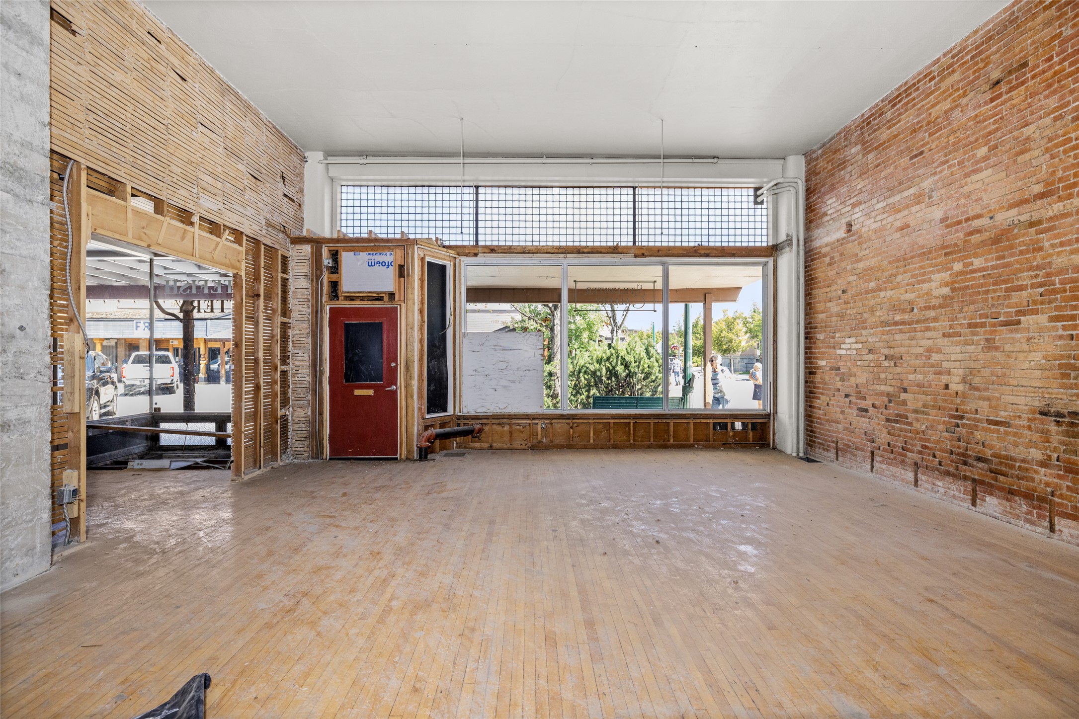 240 Central Avenue Property Photo 17