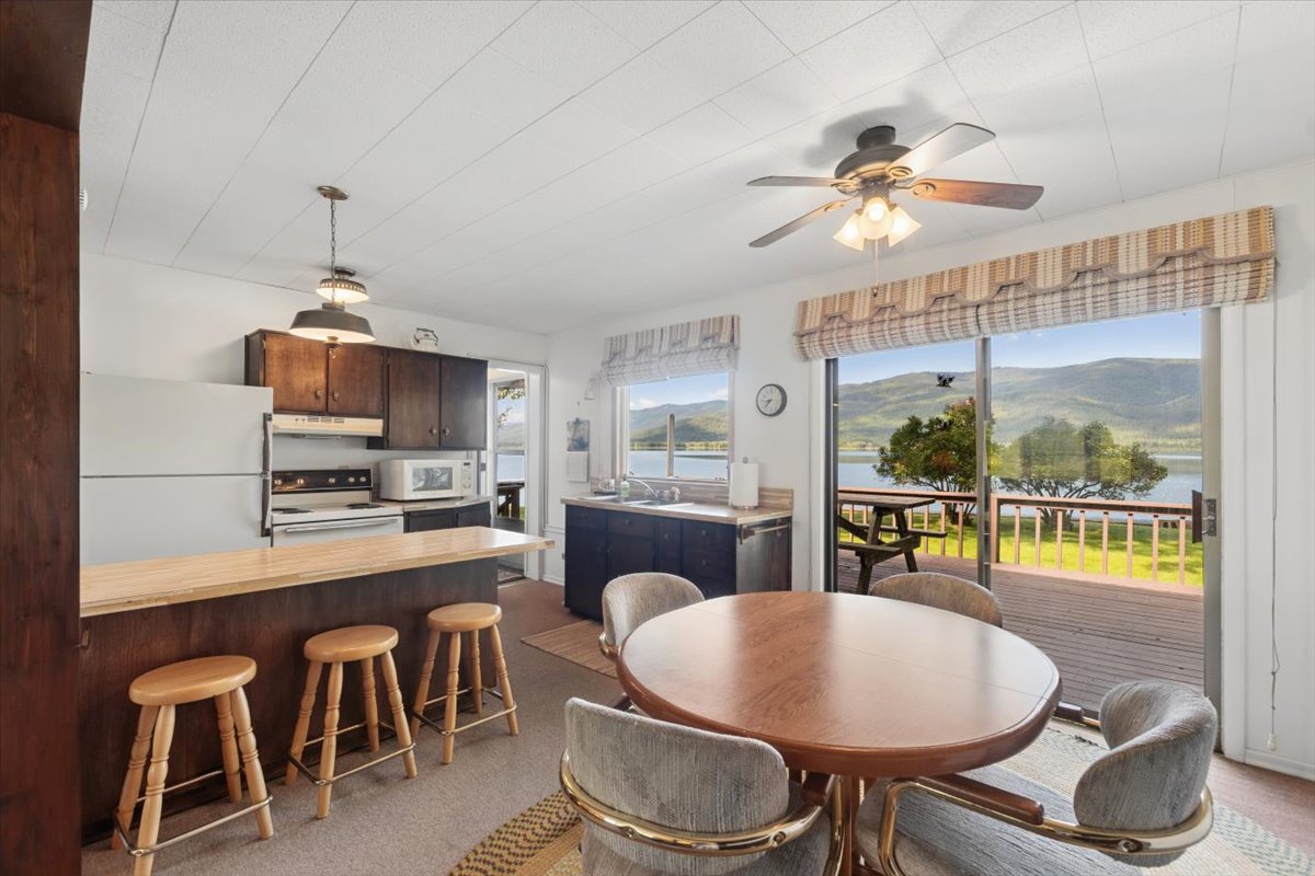 22545 Mt Highway 83 Property Photo 9