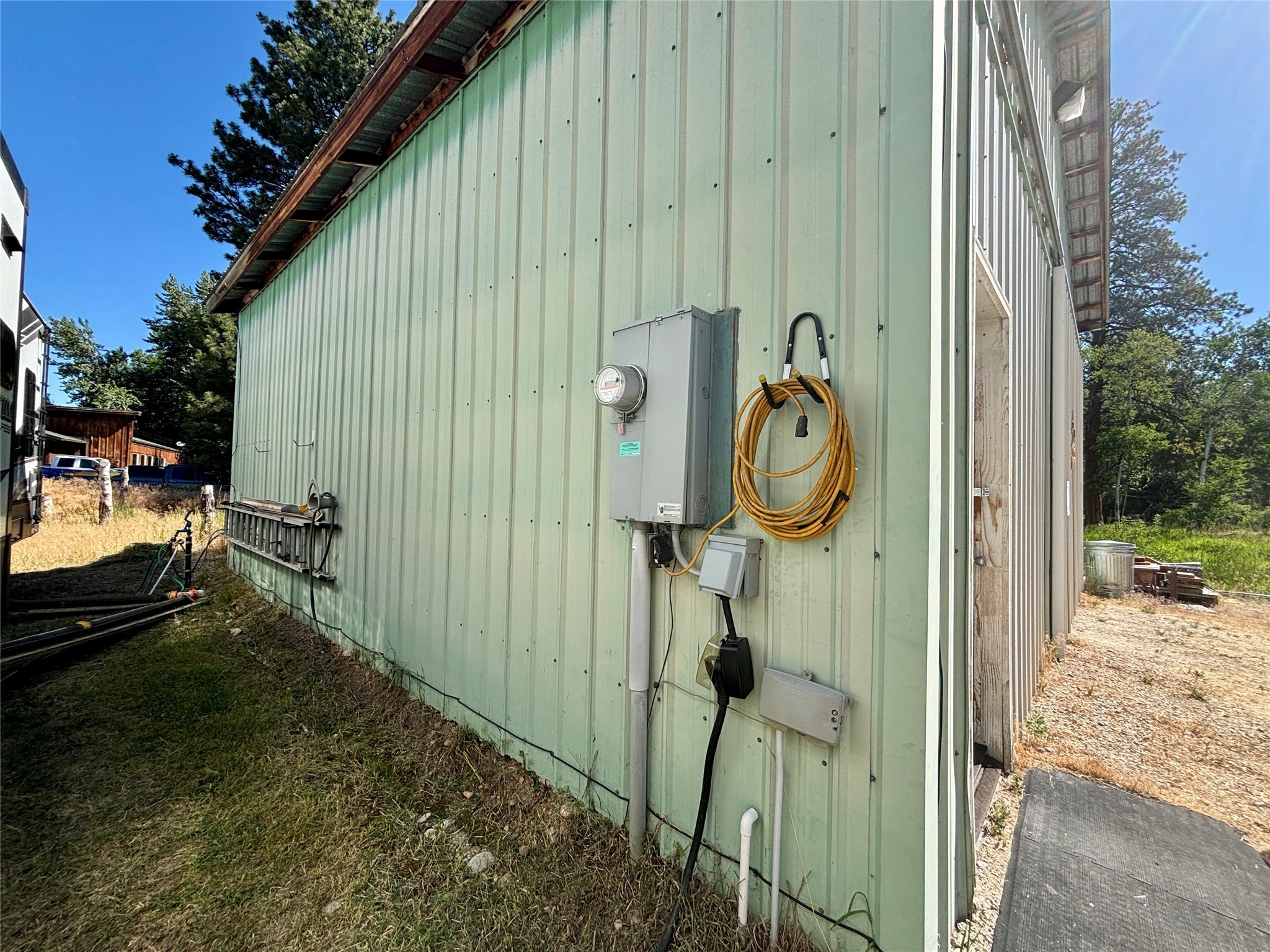 208 Waldo Street Property Photo 8