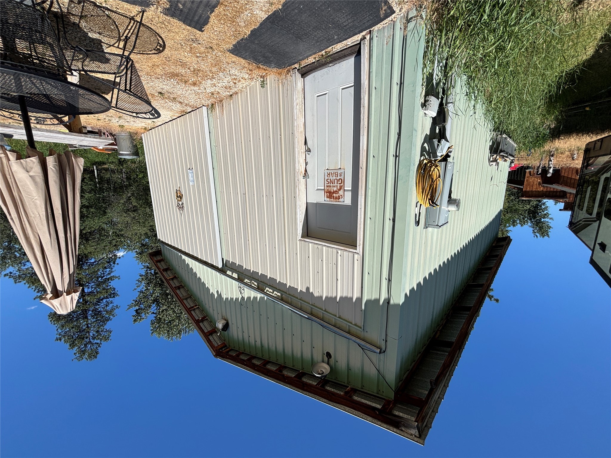 208 Waldo Street Property Photo 9