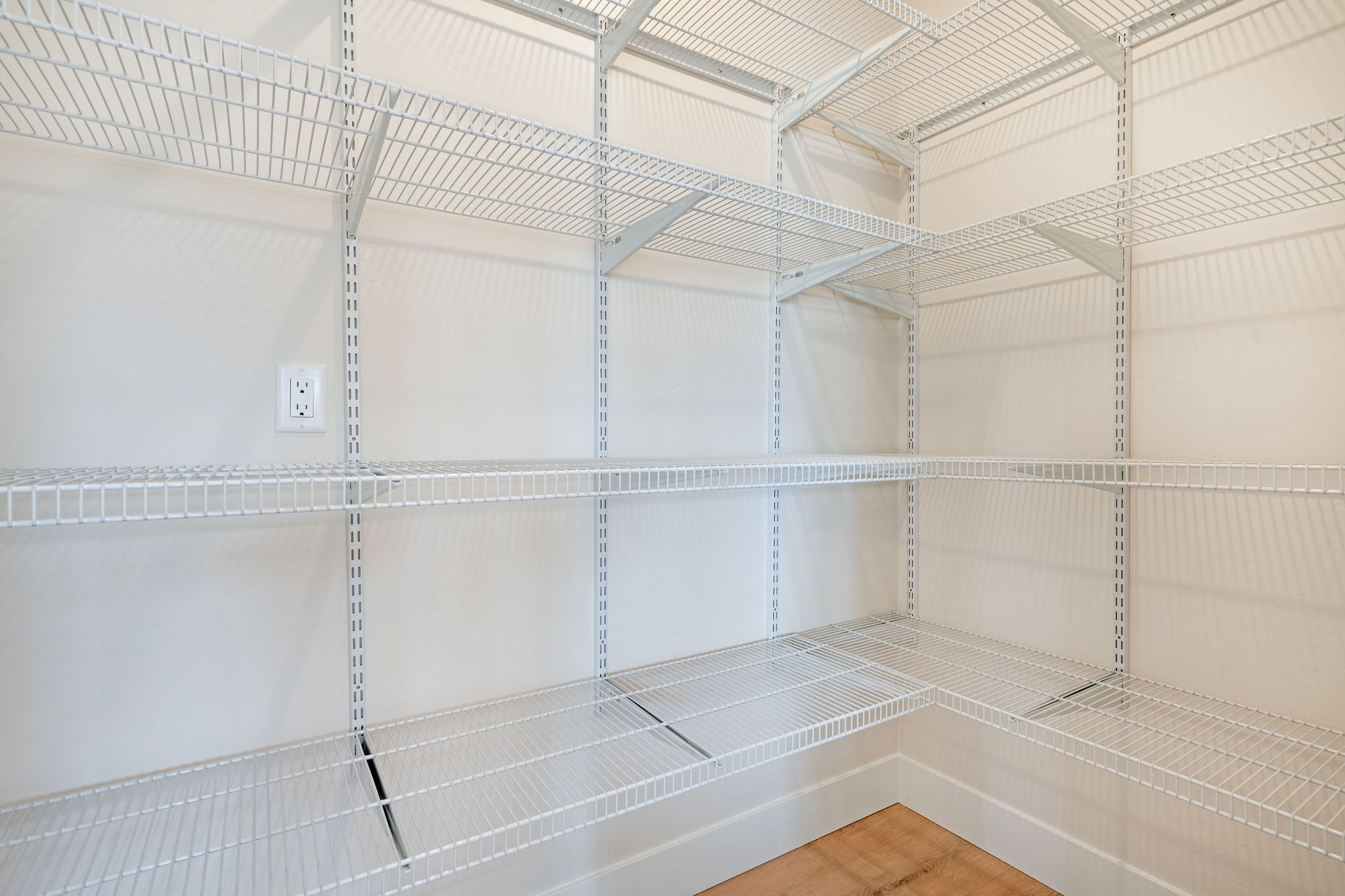 623 Holstein Way Property Photo 15