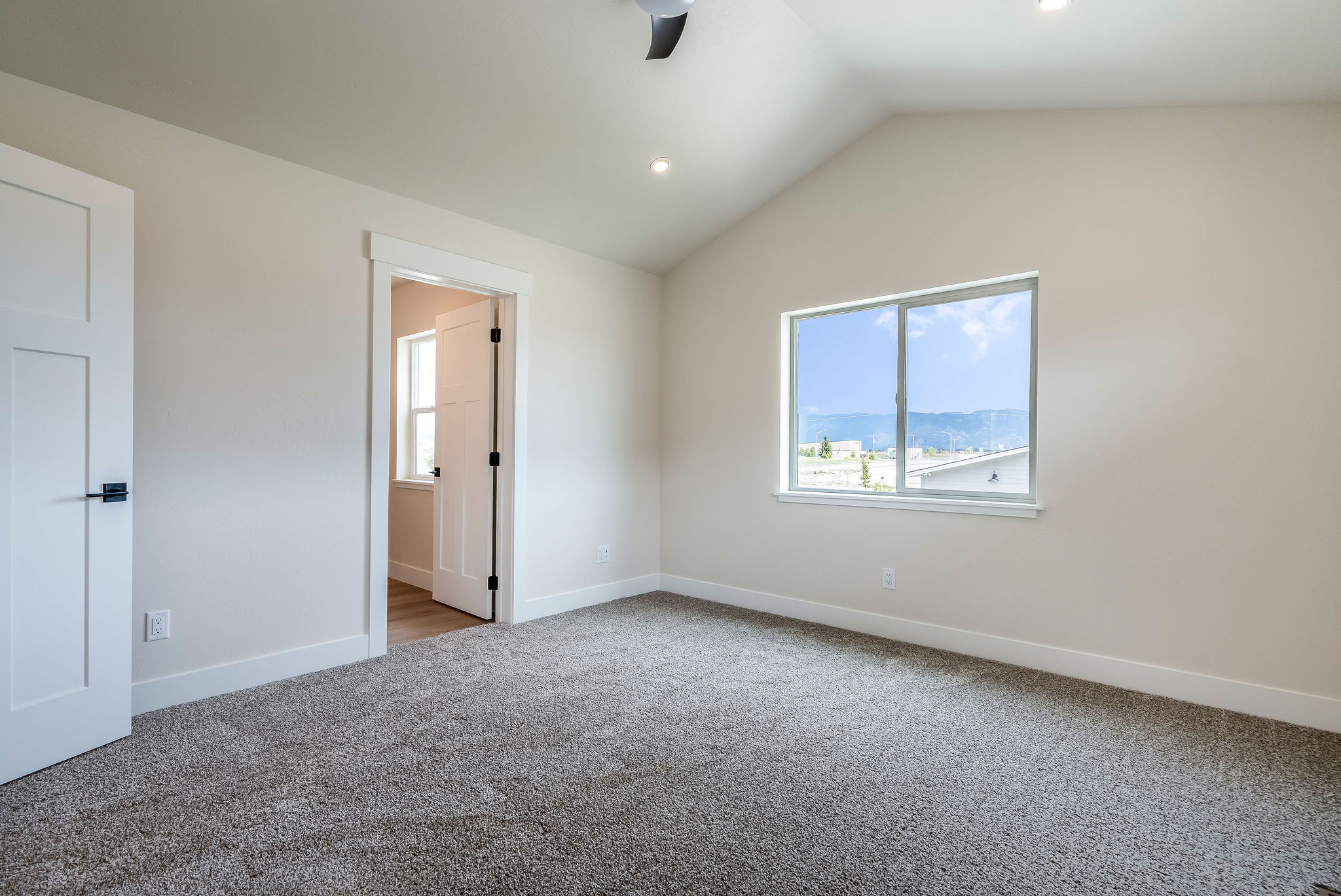 623 Holstein Way Property Photo 22