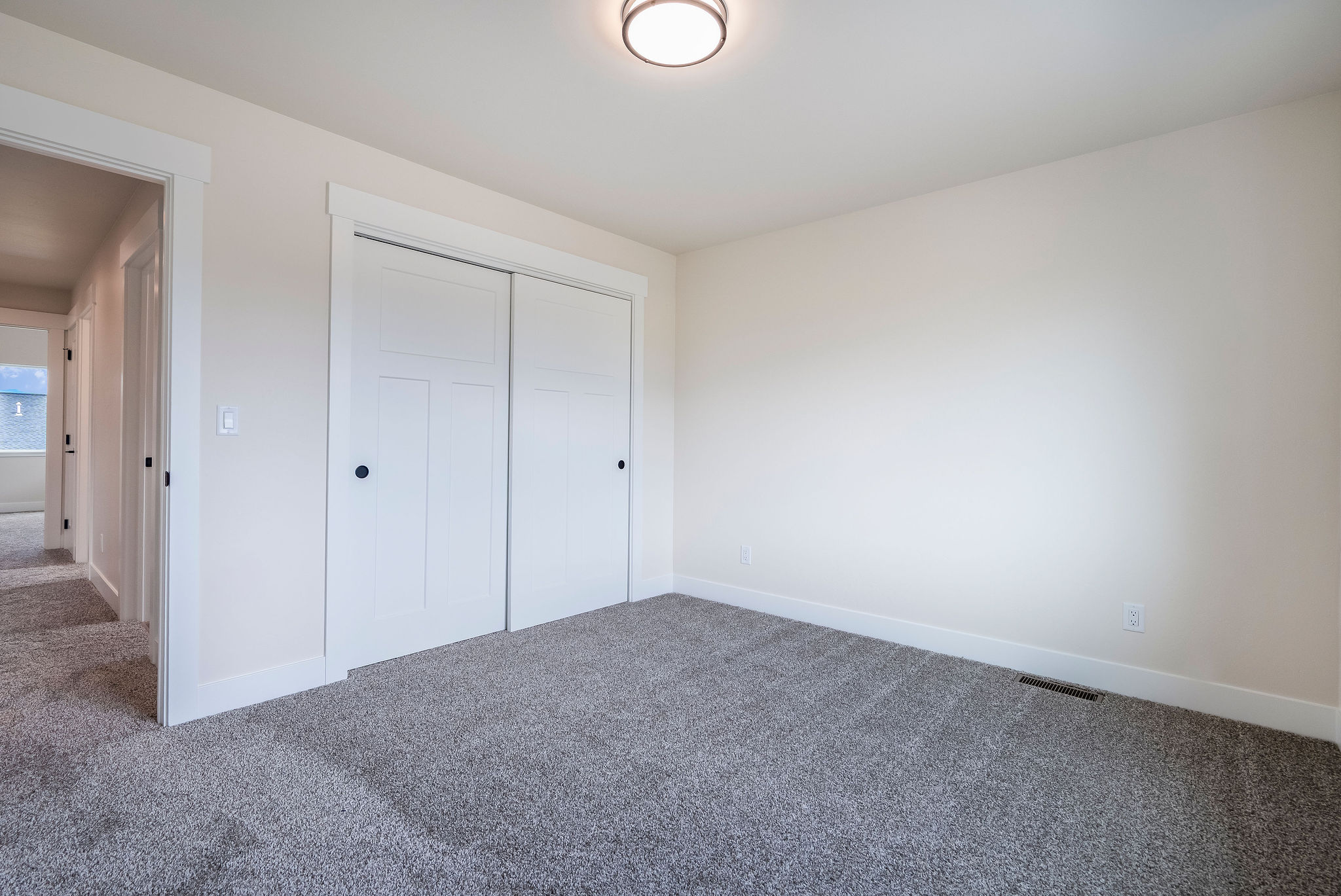 623 Holstein Way Property Photo 34
