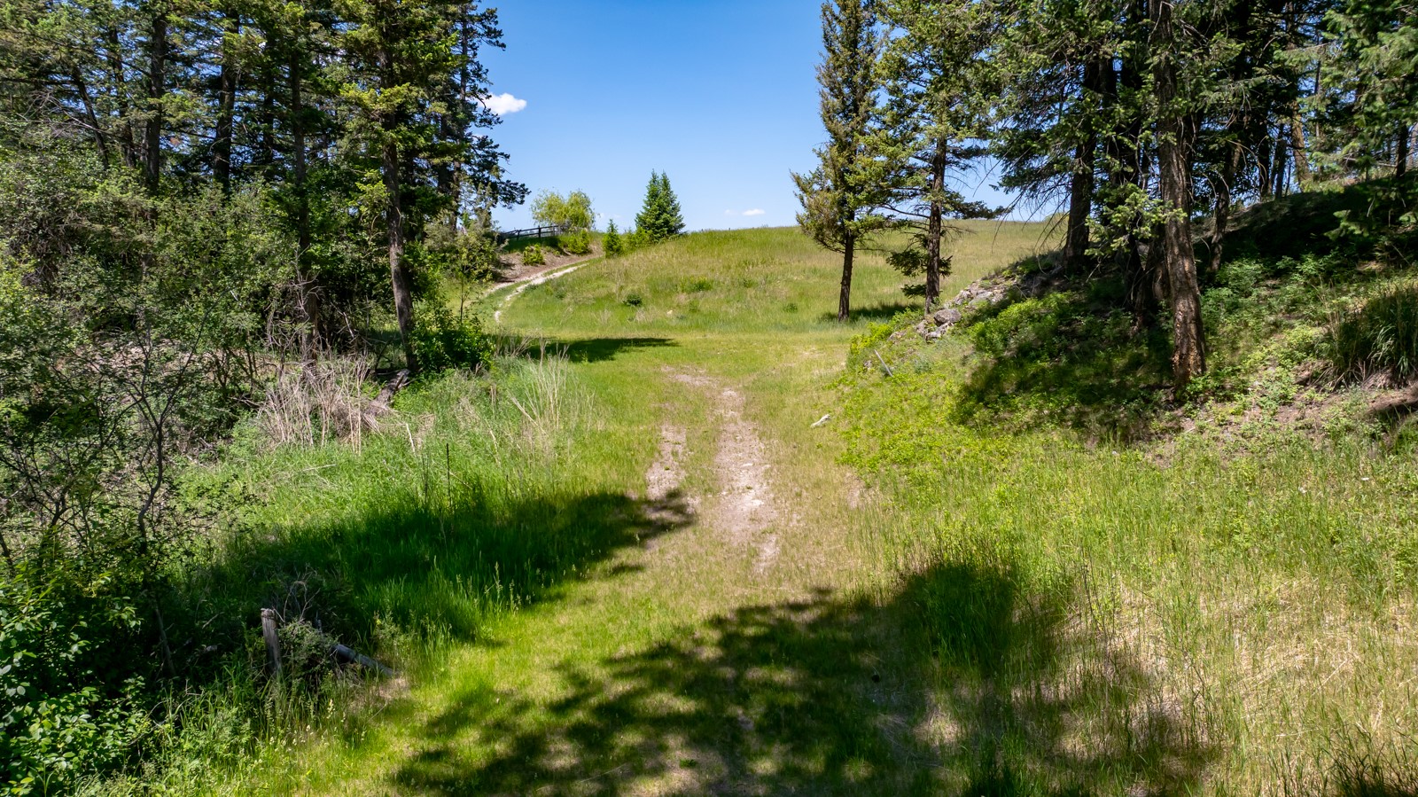 2210 Hwy 2 W Property Photo