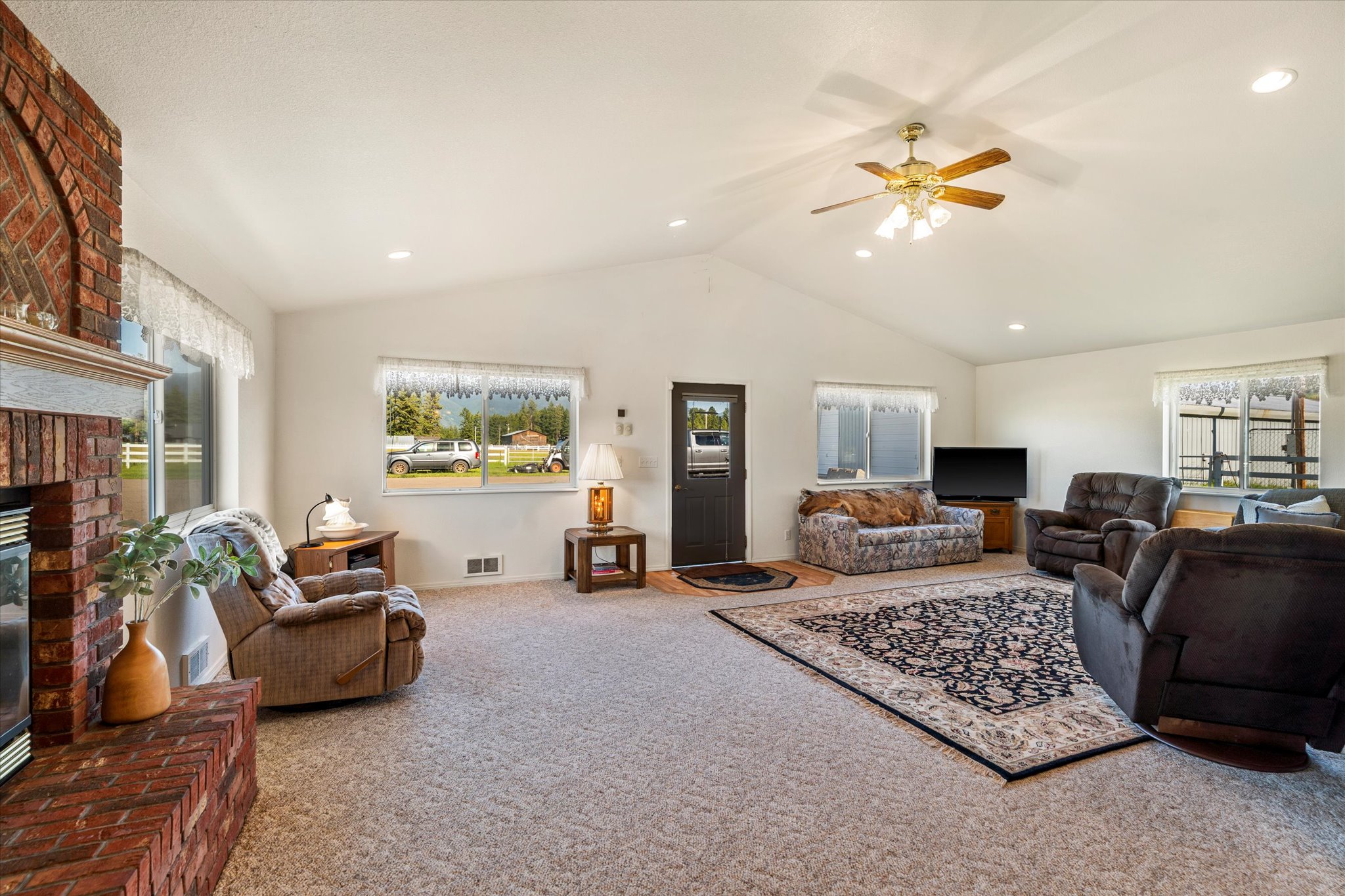 3396 Trumble Creek Road Property Photo 10