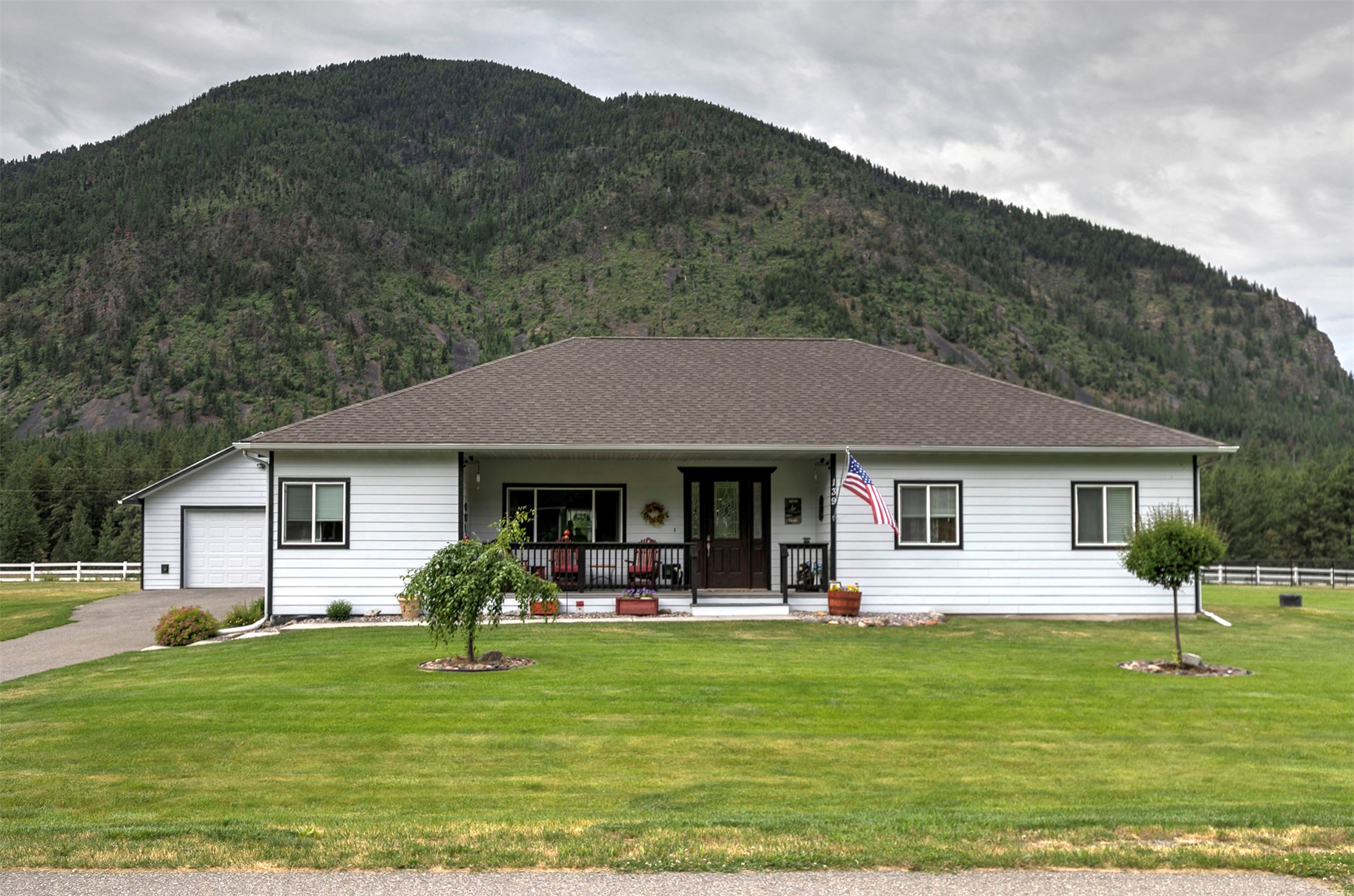 139 Bernie Road Property Photo 1