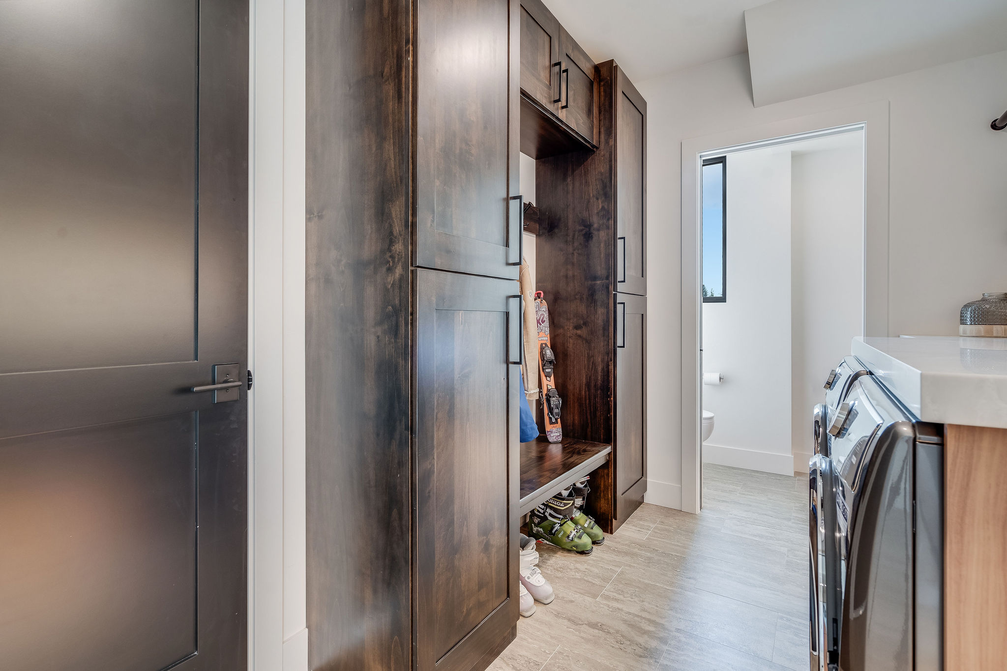 925 Apres Drive Property Photo 33