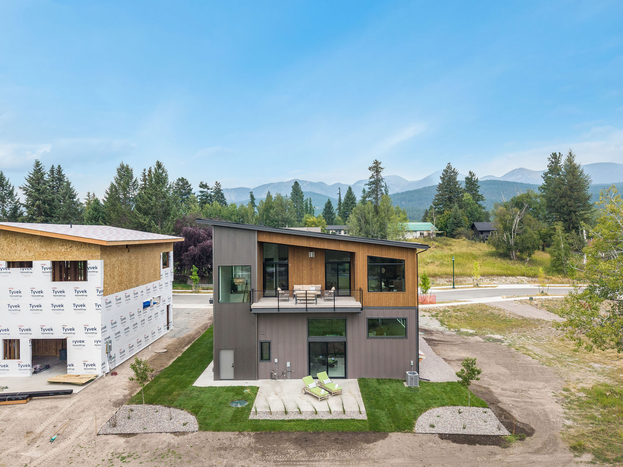 925 Apres Drive Property Photo 35
