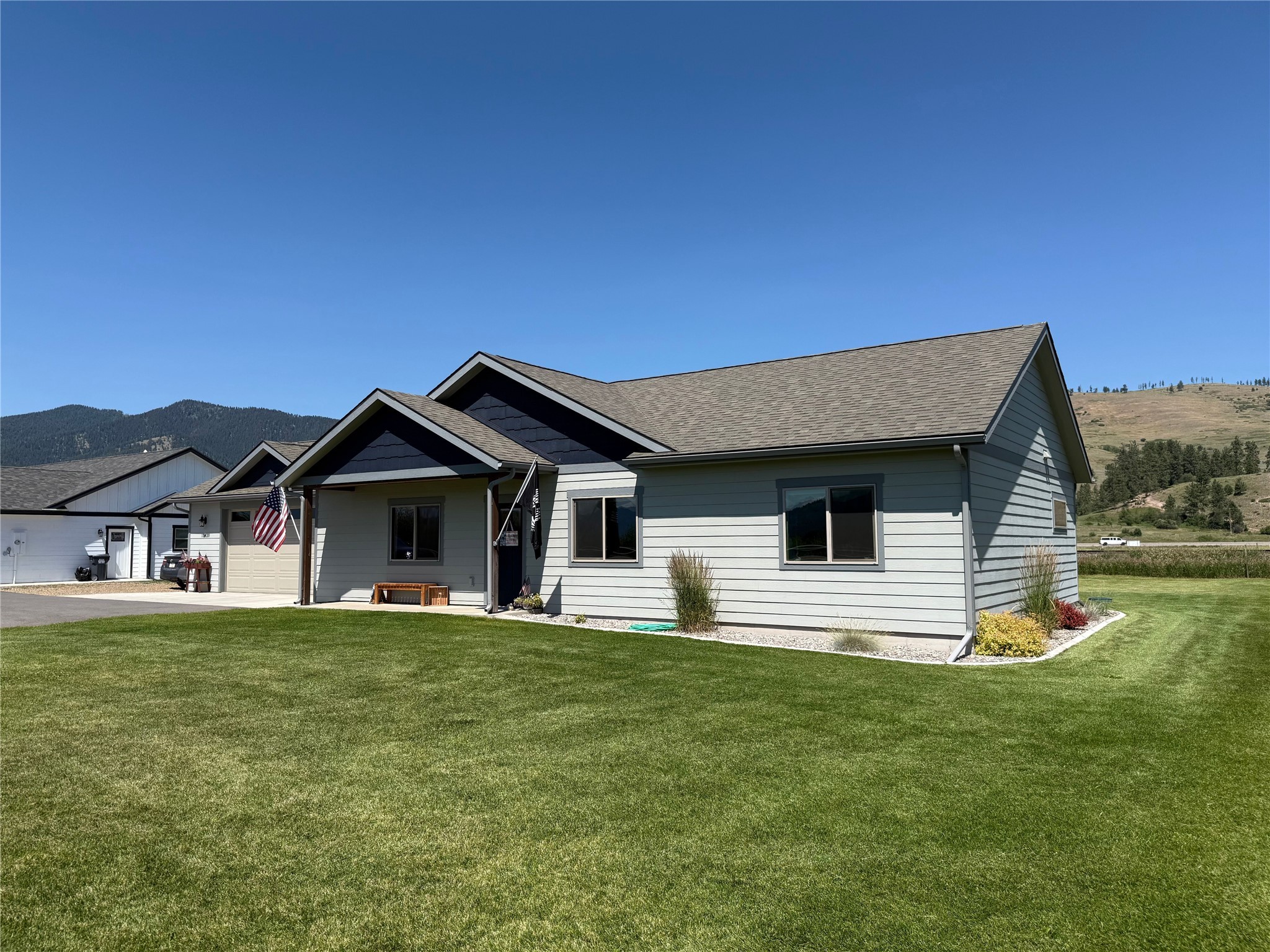 15420 Mullan Road Property Photo 3