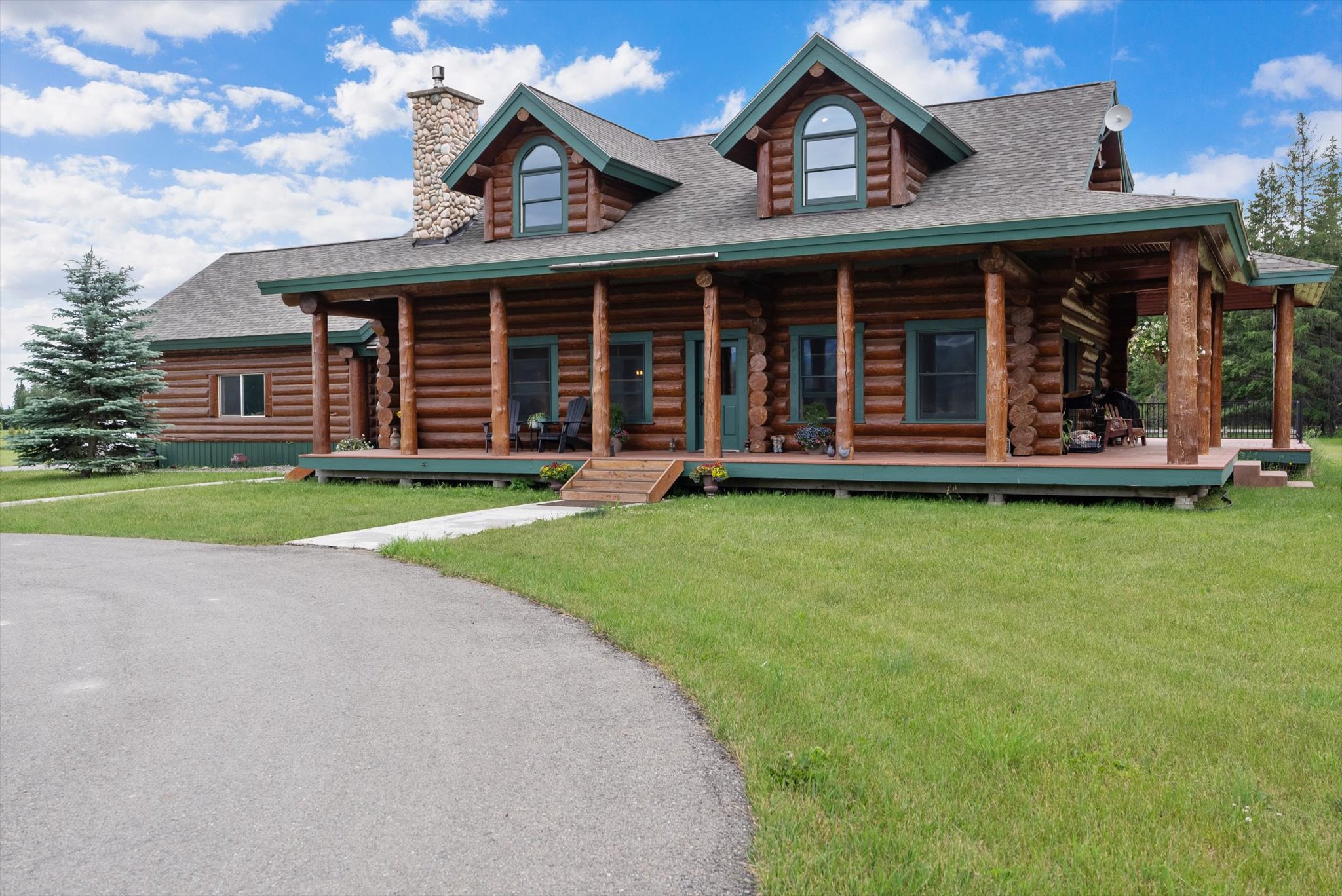 555 & 561 Twin Bridges Road Property Photo 4