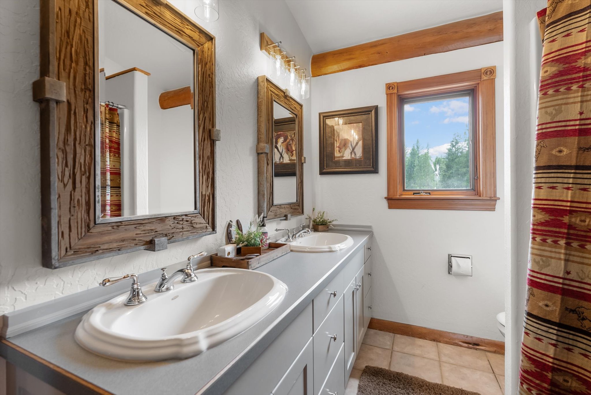 555 & 561 Twin Bridges Road Property Photo 22