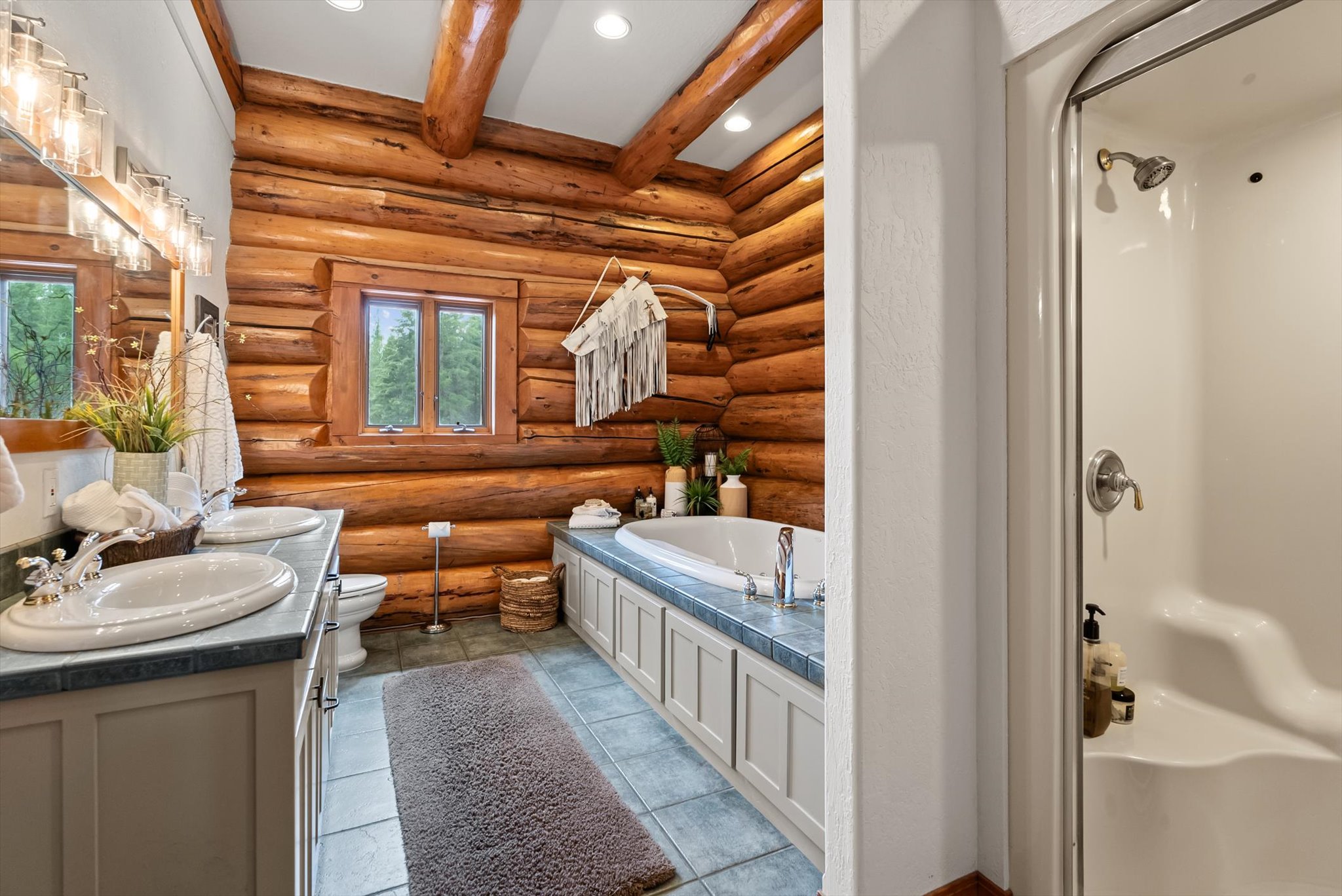 555 & 561 Twin Bridges Road Property Photo 25