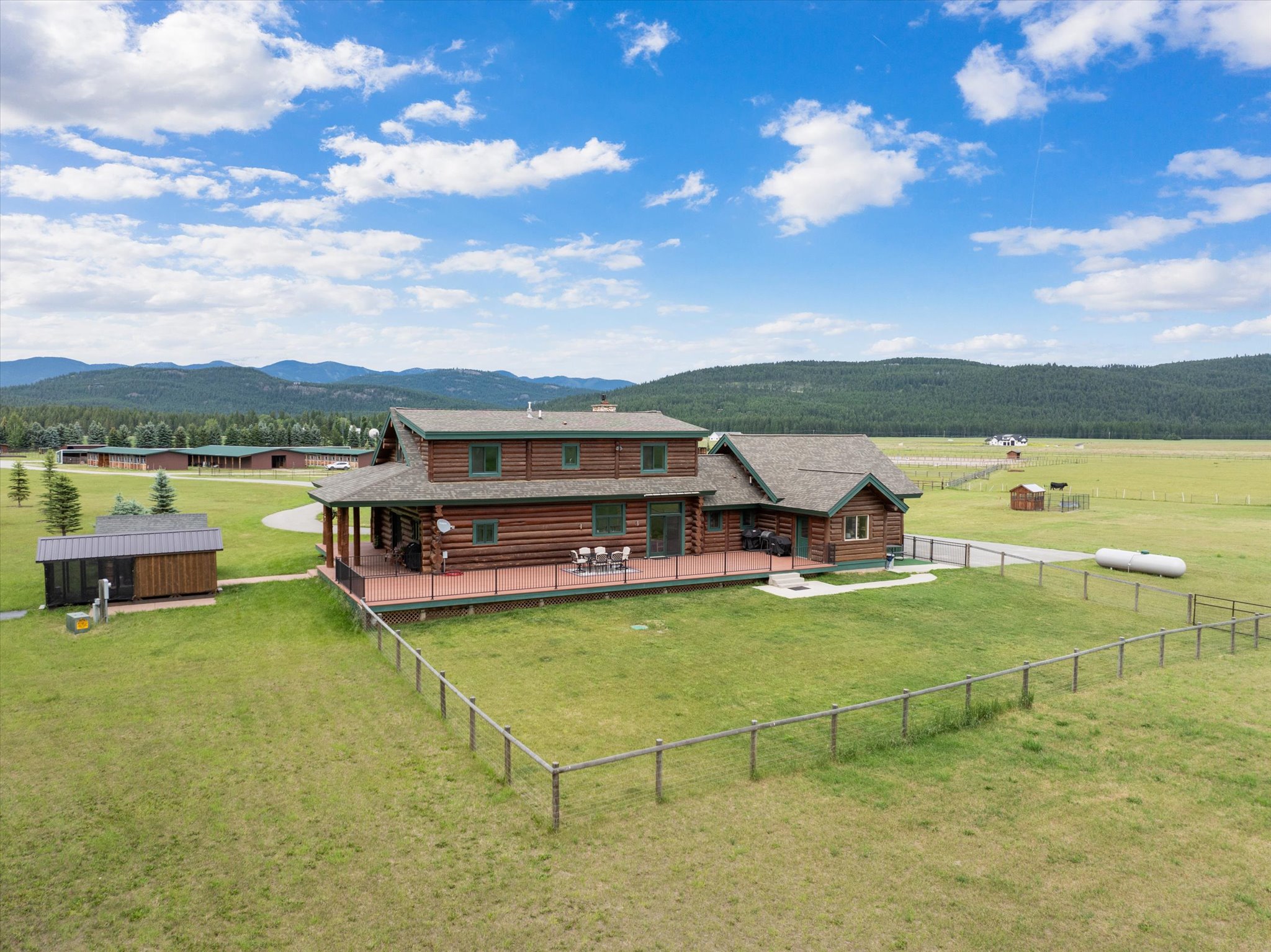 555 & 561 Twin Bridges Road Property Photo 42