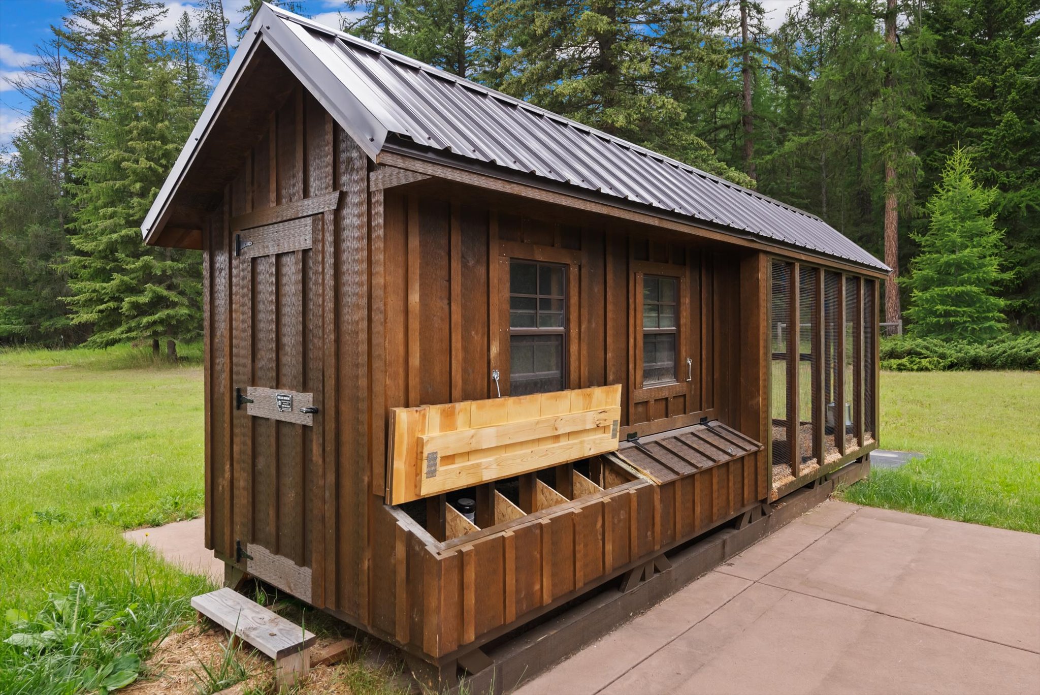 555 & 561 Twin Bridges Road Property Photo 47