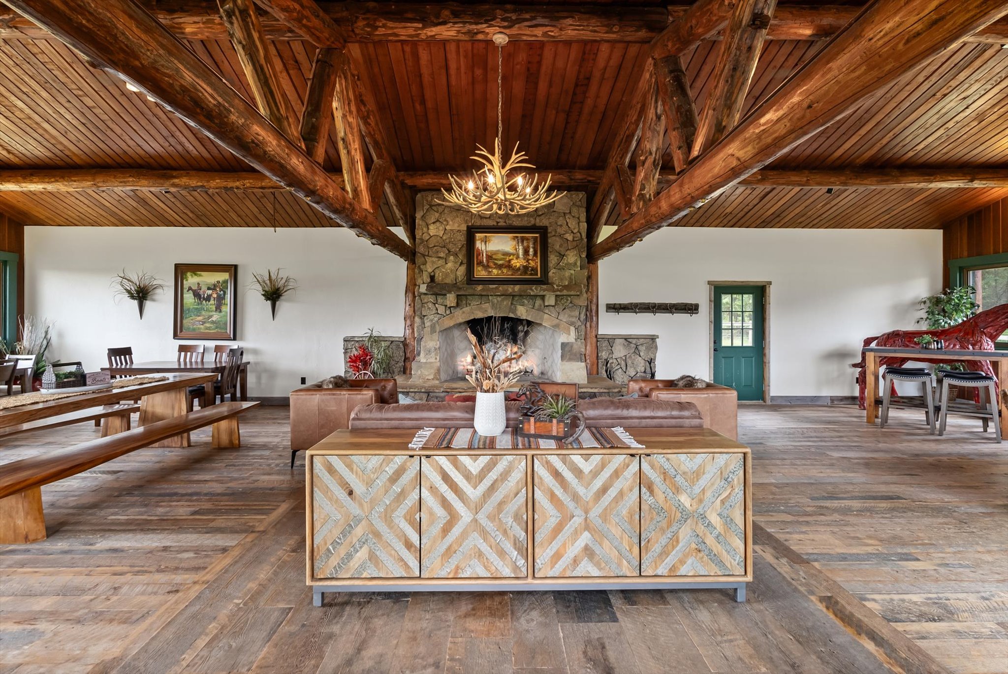 555 & 561 Twin Bridges Road Property Photo 59