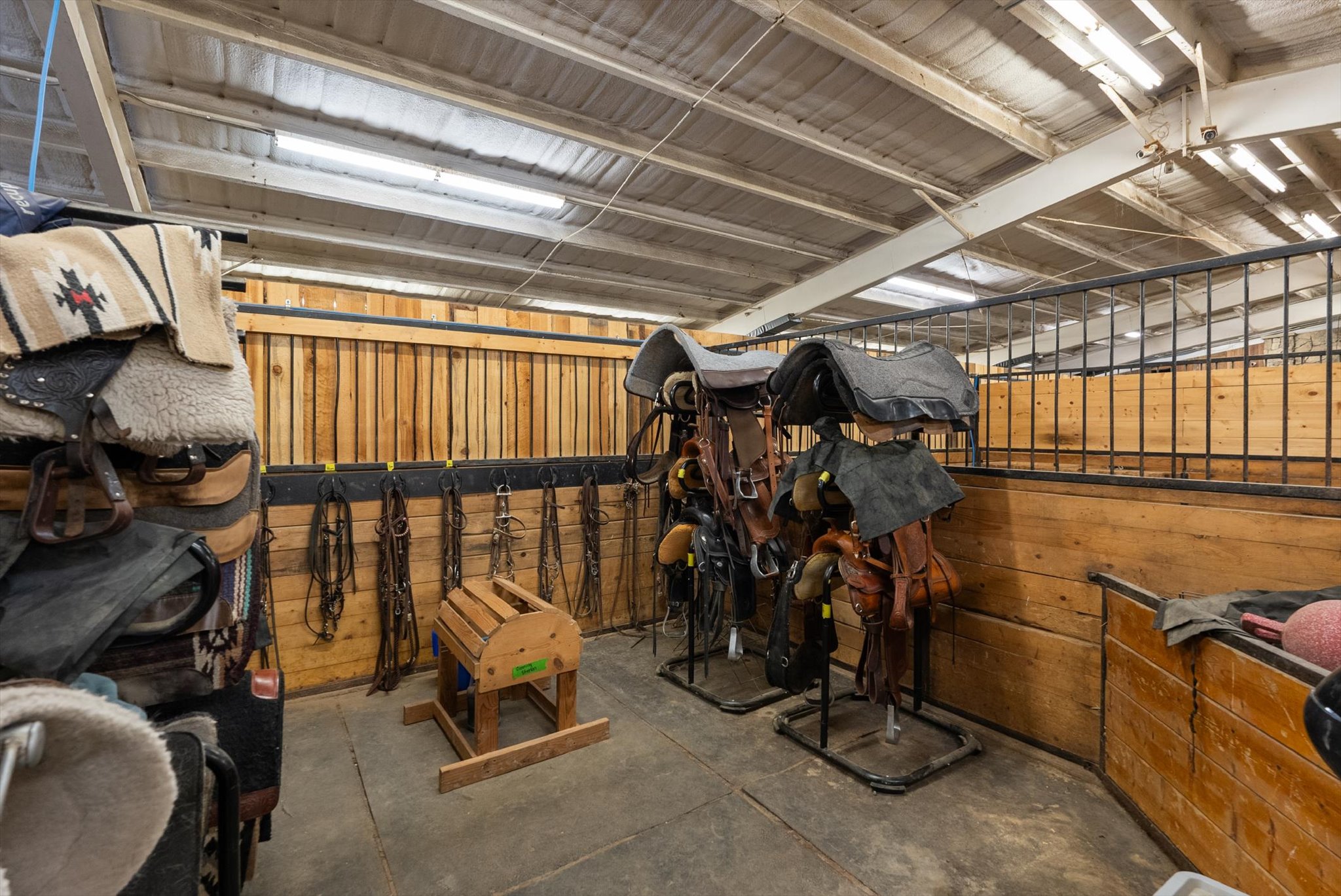 555 & 561 Twin Bridges Road Property Photo 73