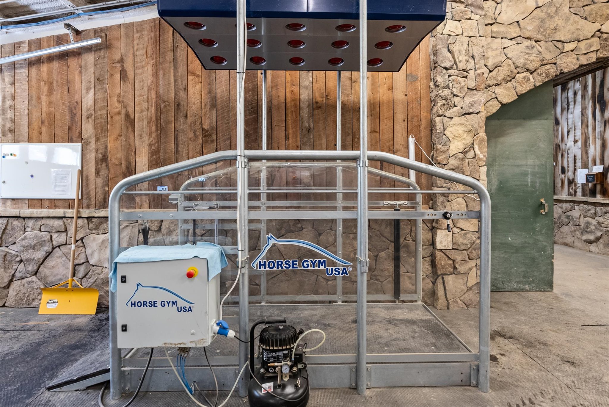 555 & 561 Twin Bridges Road Property Photo 79