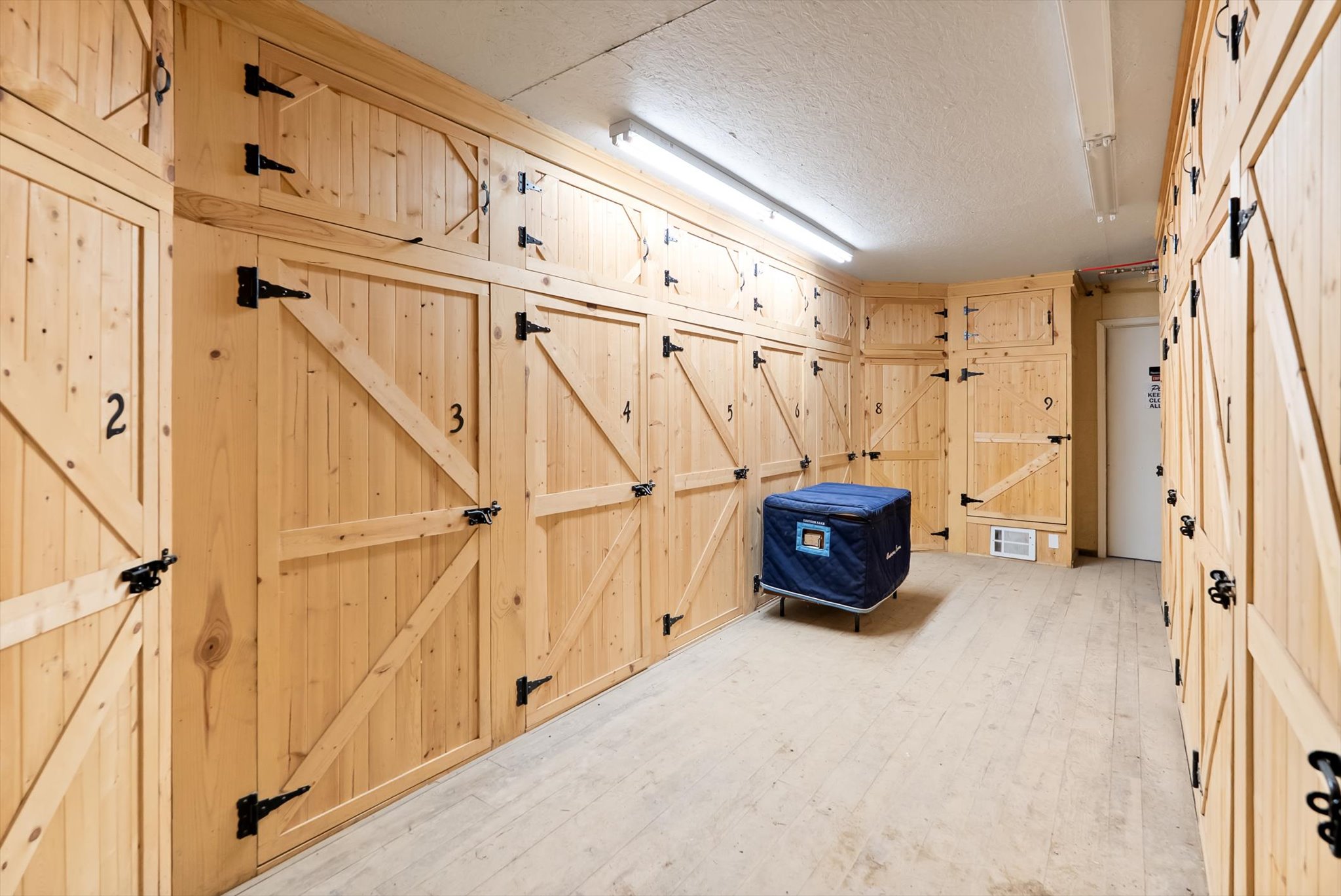 555 & 561 Twin Bridges Road Property Photo 87