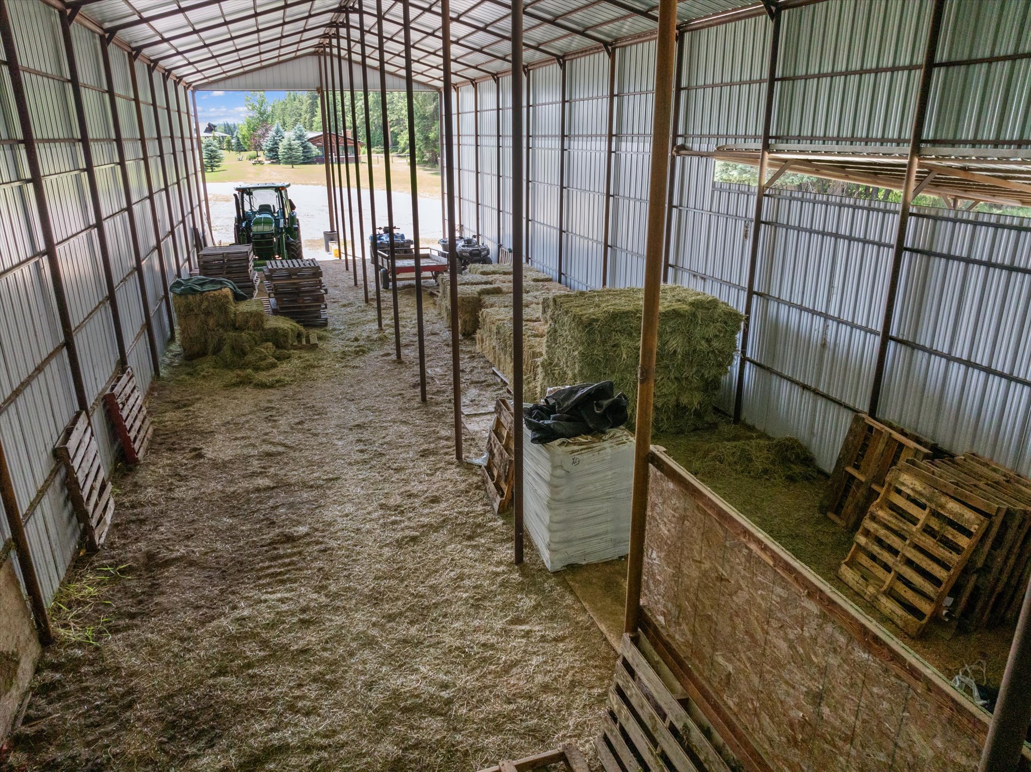 555 & 561 Twin Bridges Road Property Photo 96