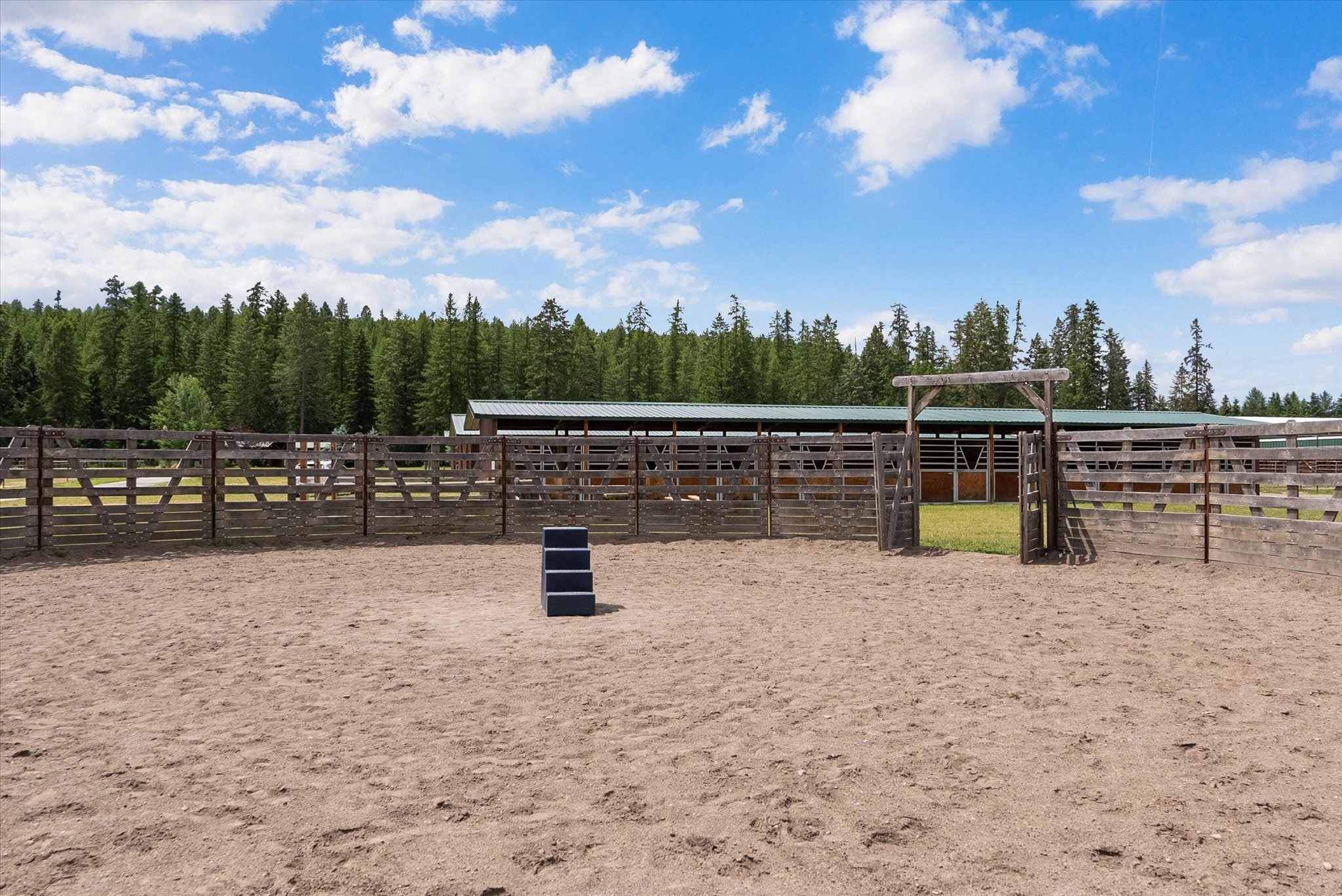 555 & 561 Twin Bridges Road Property Photo 111