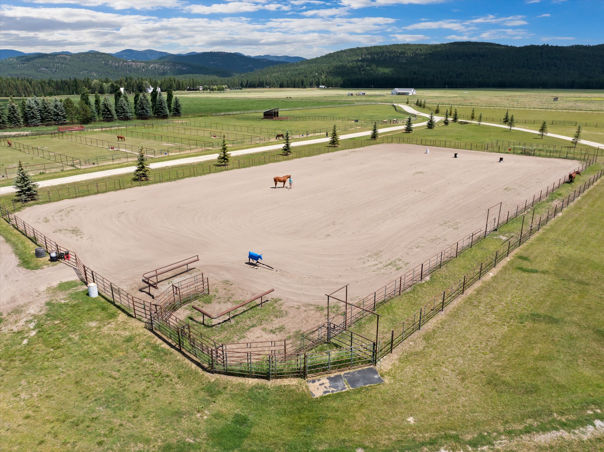 555 & 561 Twin Bridges Road Property Photo 112