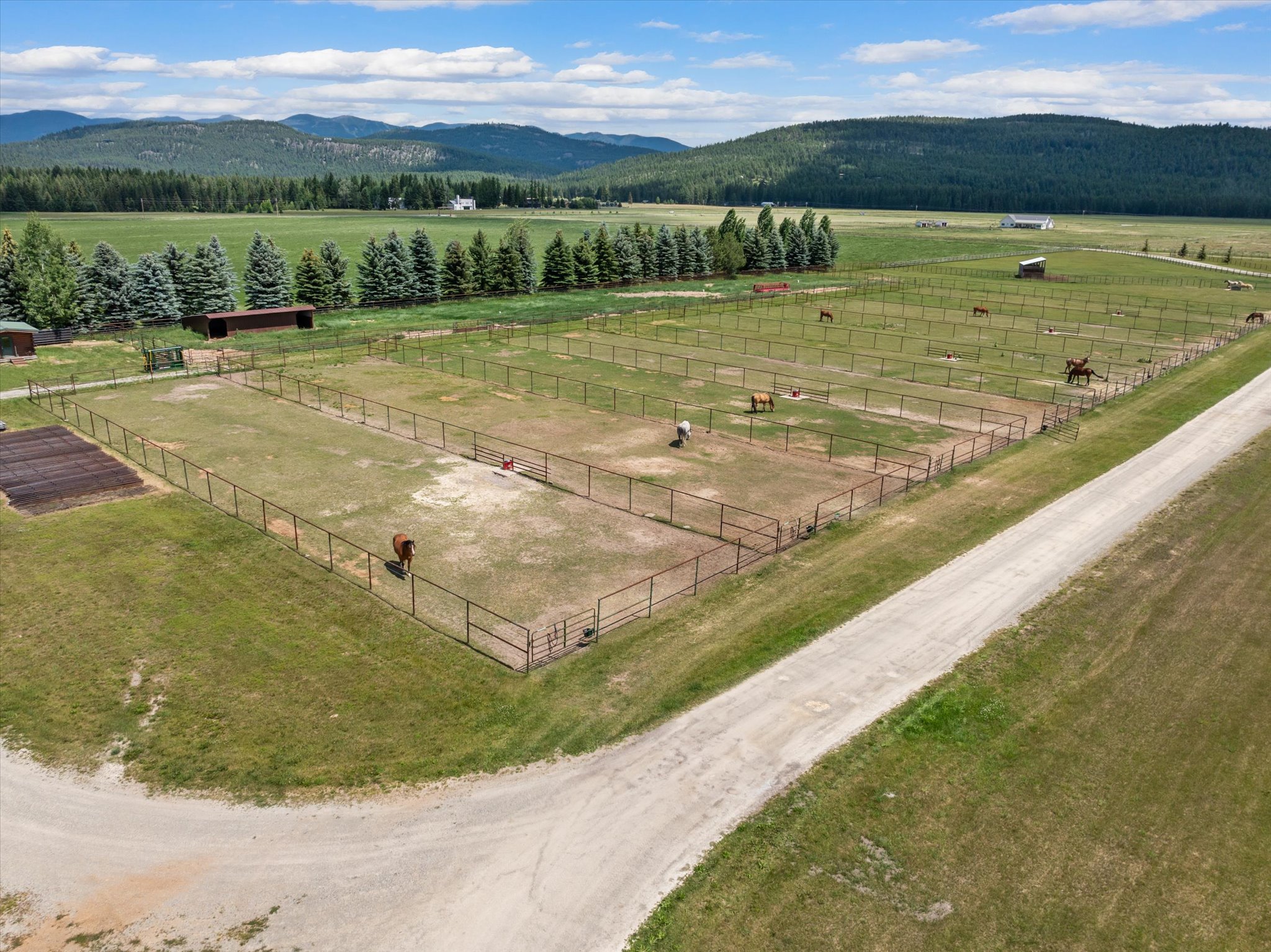 555 & 561 Twin Bridges Road Property Photo 115