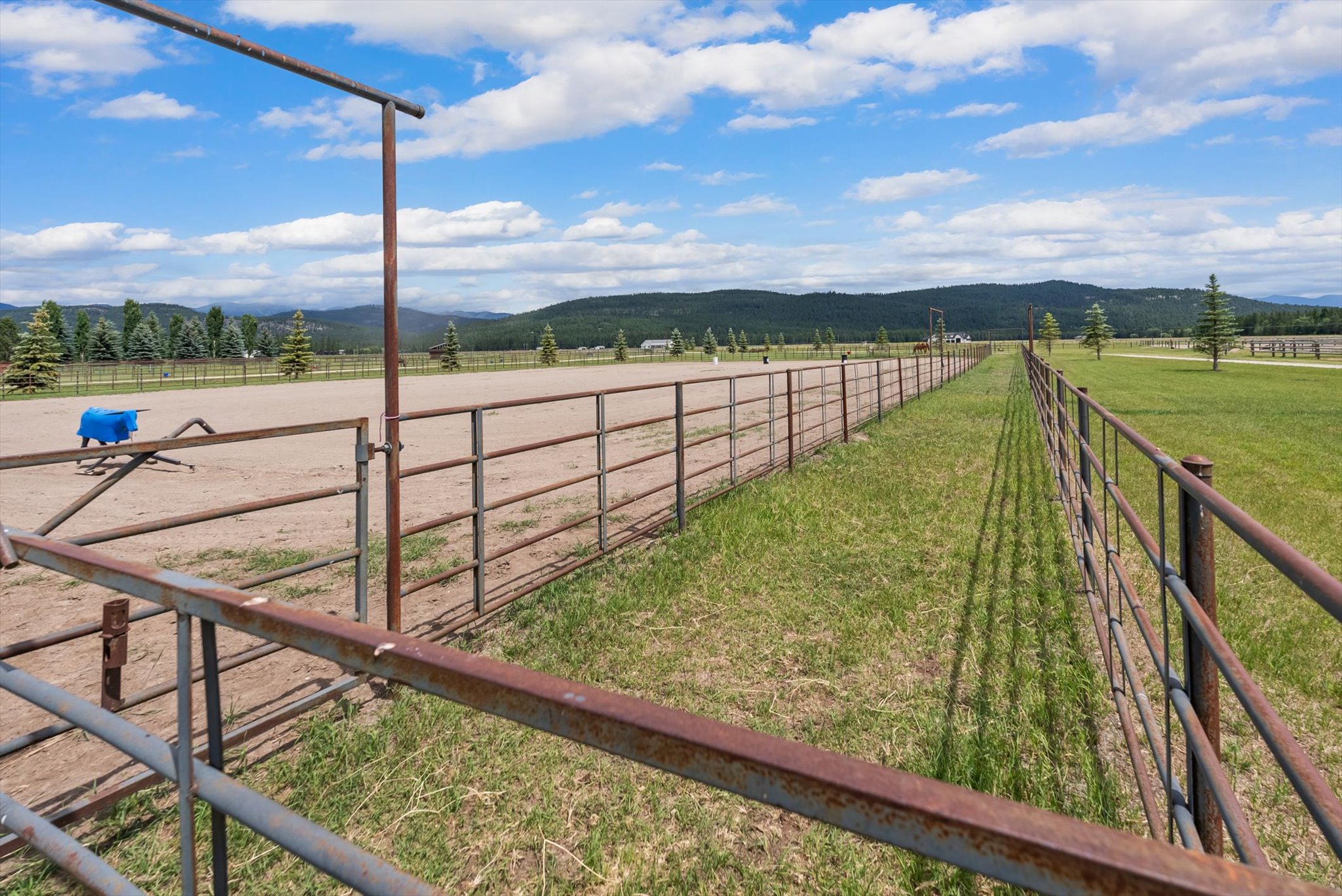 555 & 561 Twin Bridges Road Property Photo 131