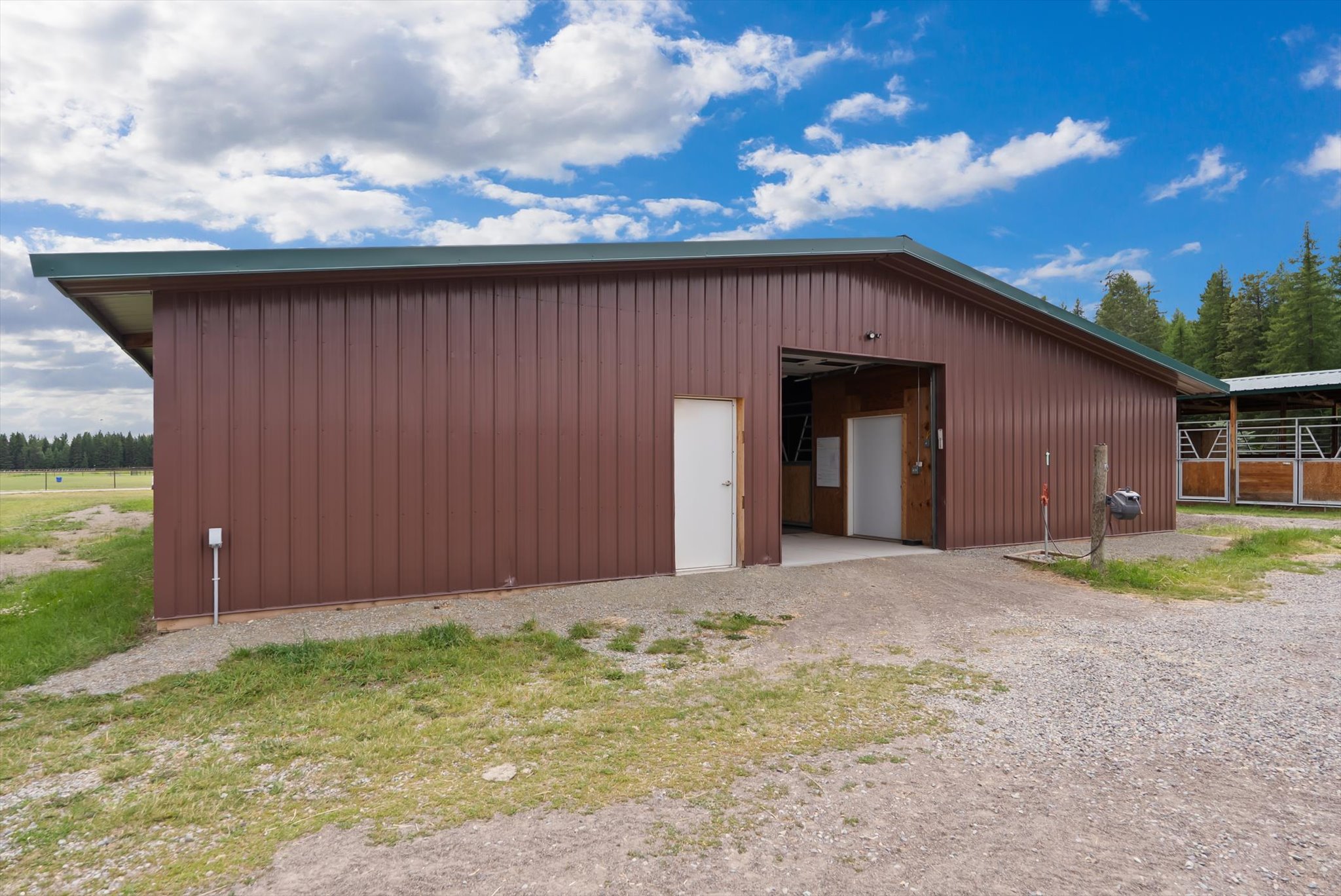 555 & 561 Twin Bridges Road Property Photo 135