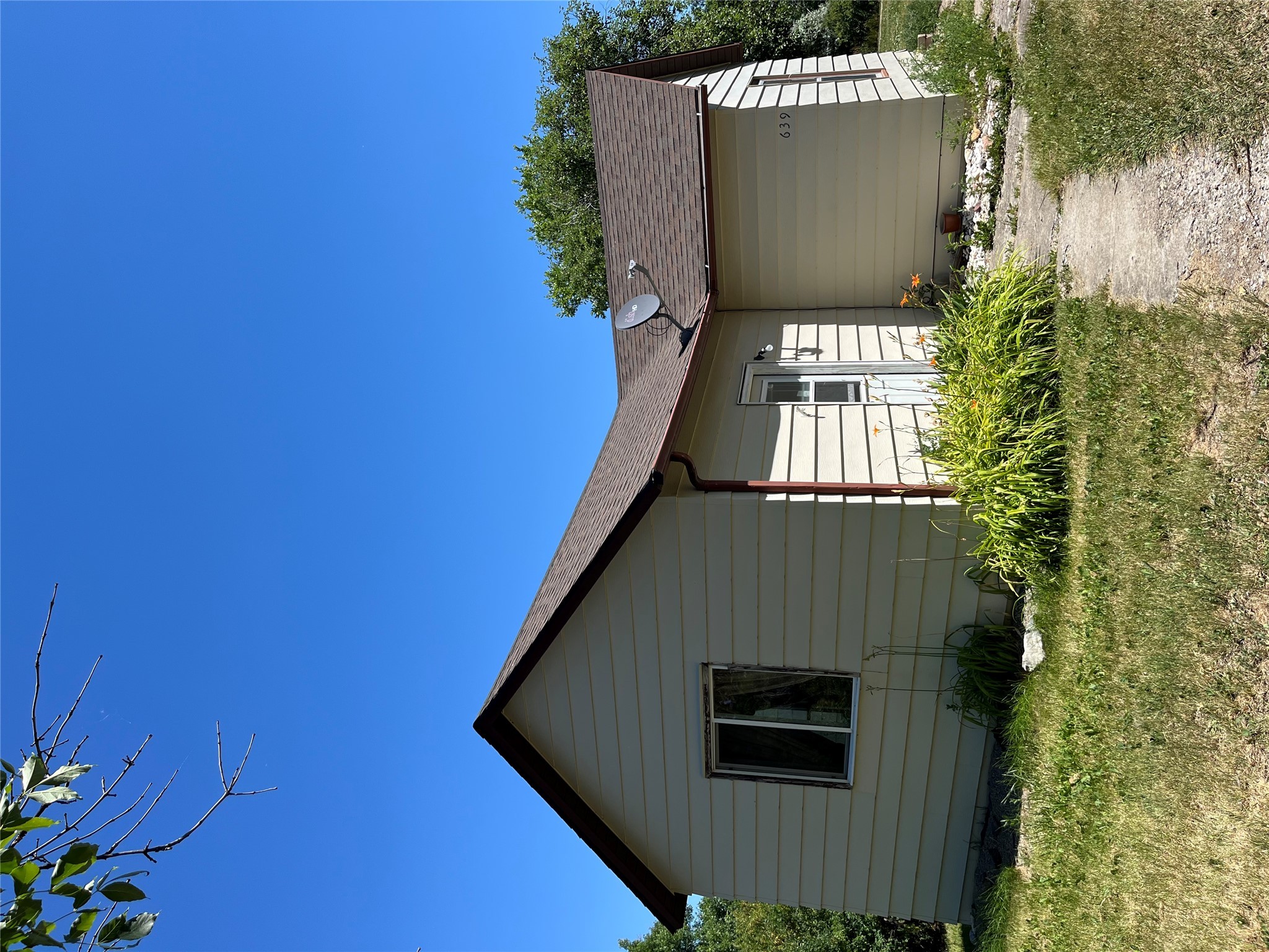 639 Main Street Property Photo 1