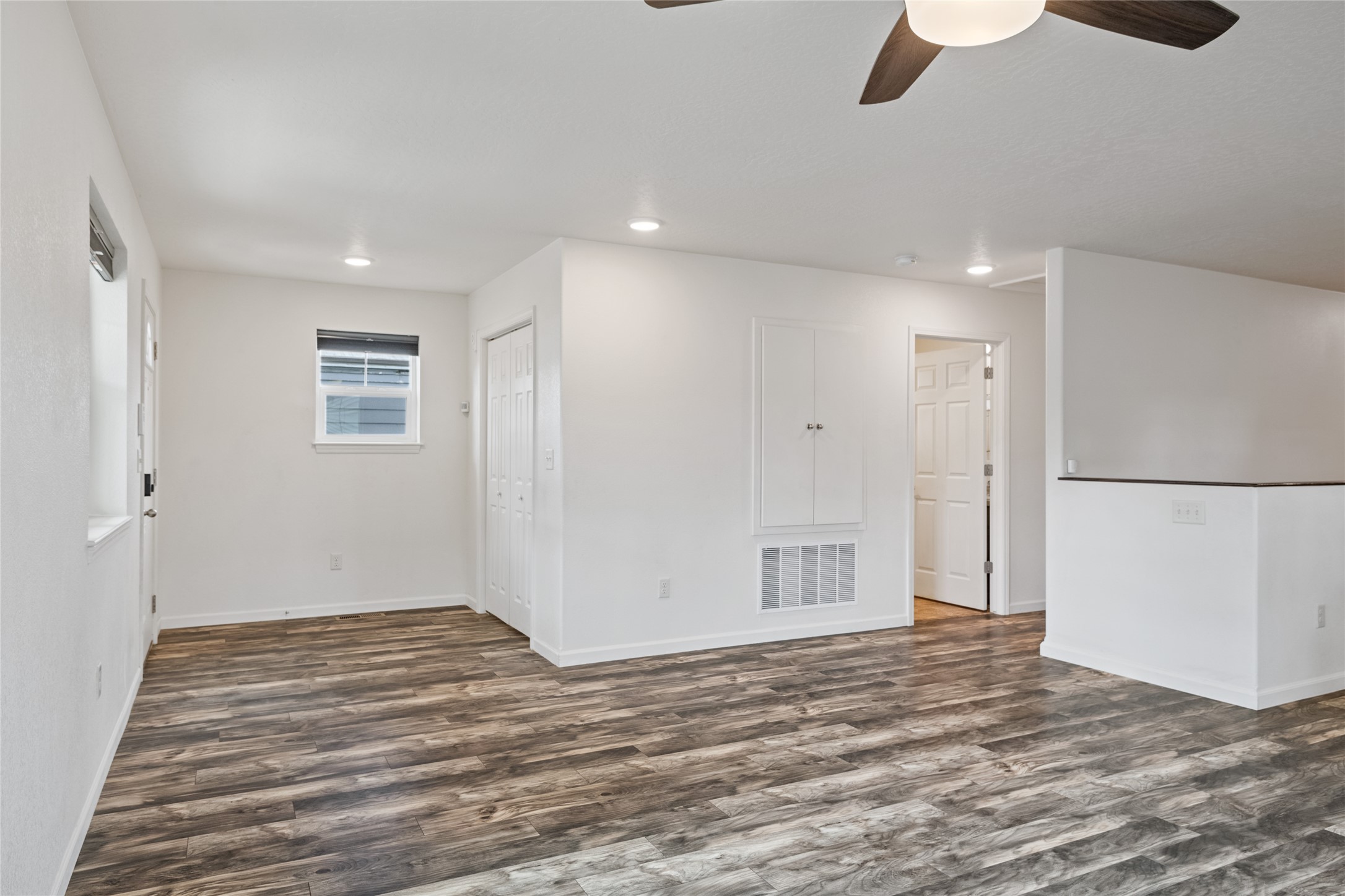 2218 Burlington Avenue Property Photo 7