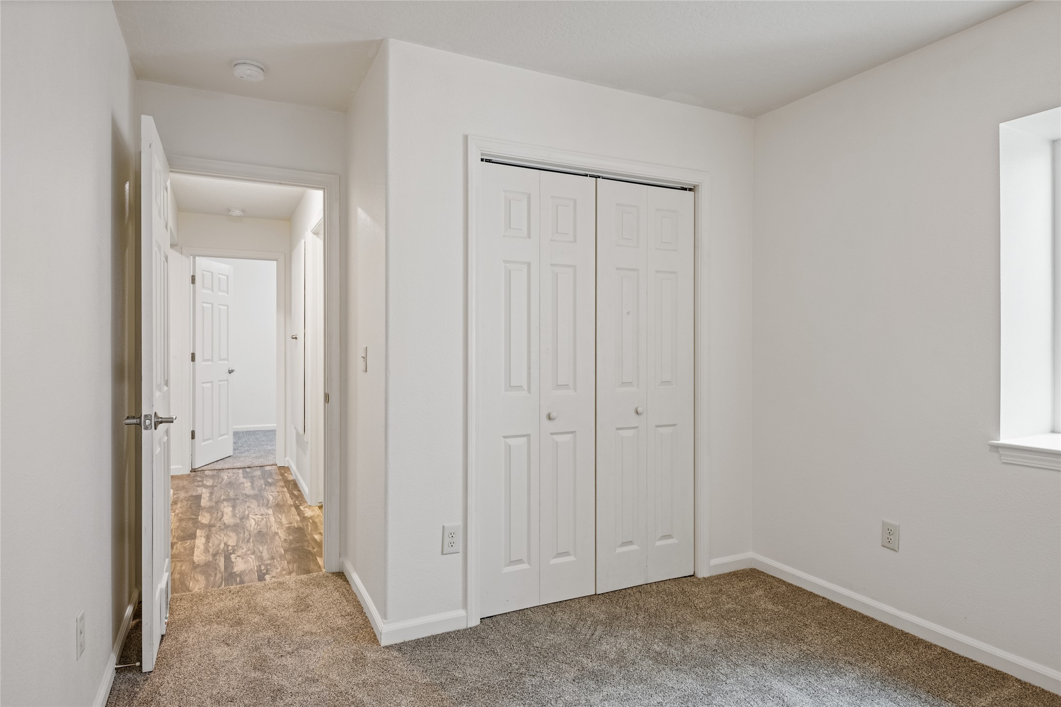 2218 Burlington Avenue Property Photo 28