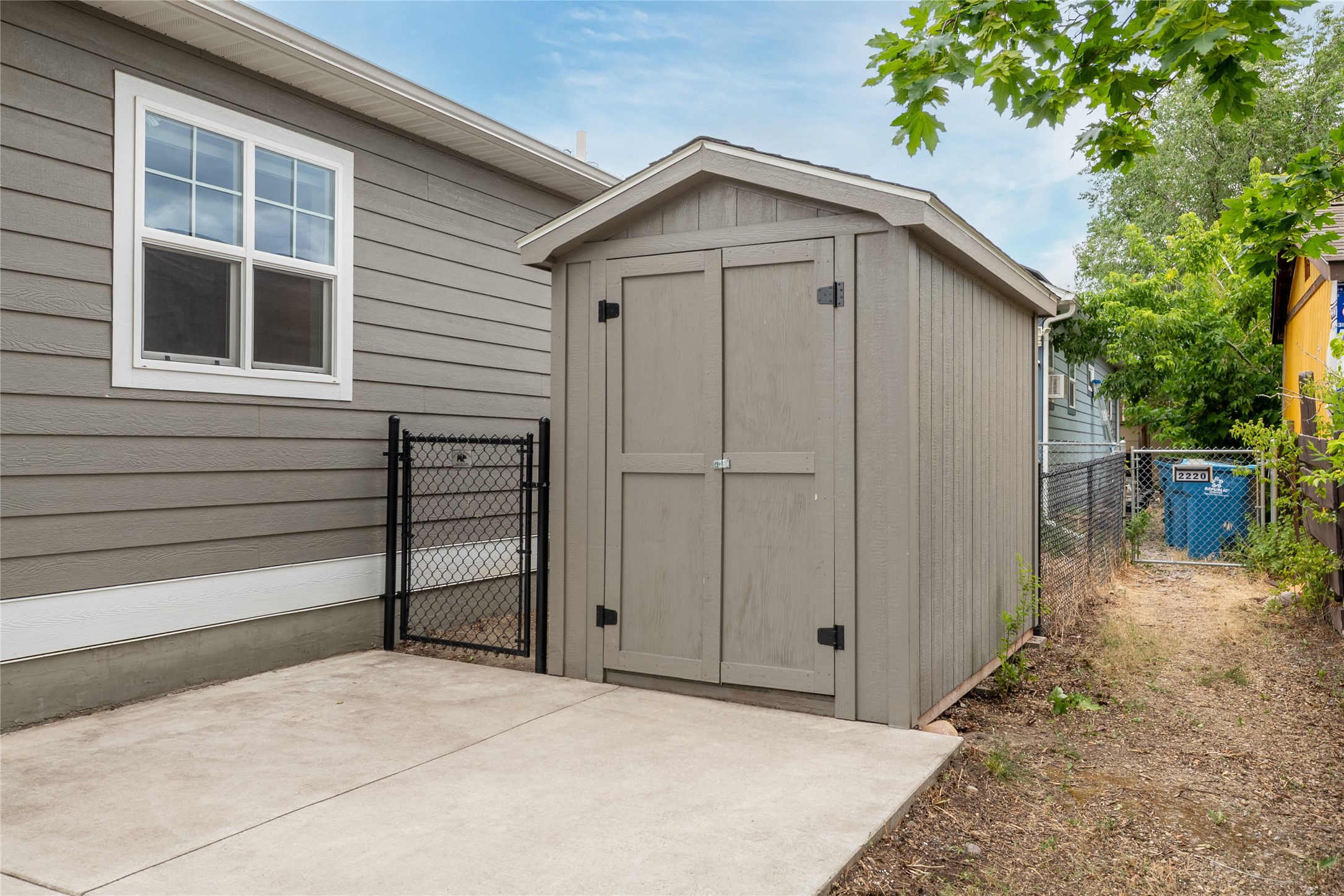 2218 Burlington Avenue Property Photo 32